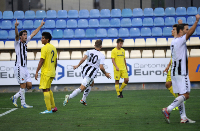 El Castellón logra su primer triunfo en el derbi ante el Villarreal C ...