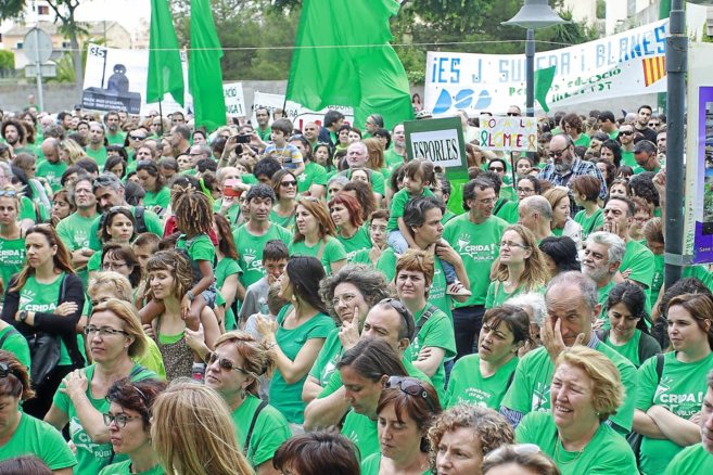El Govern cifra en un 23,4% los docentes que secundaron la huelga ...