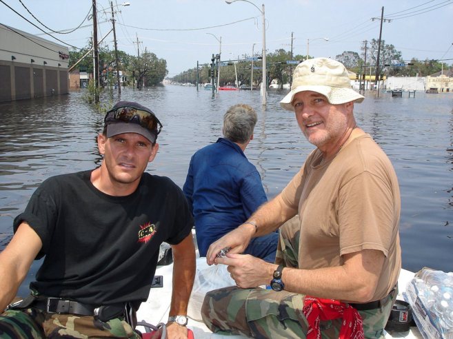 Ken Rescate El ciclista que remó contra el huracán Katrina | Internacional | EL MUNDO