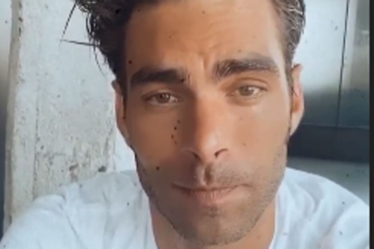 Jon Kortajarena, dando explicaciones de su pataleta por la tortilla de patata.