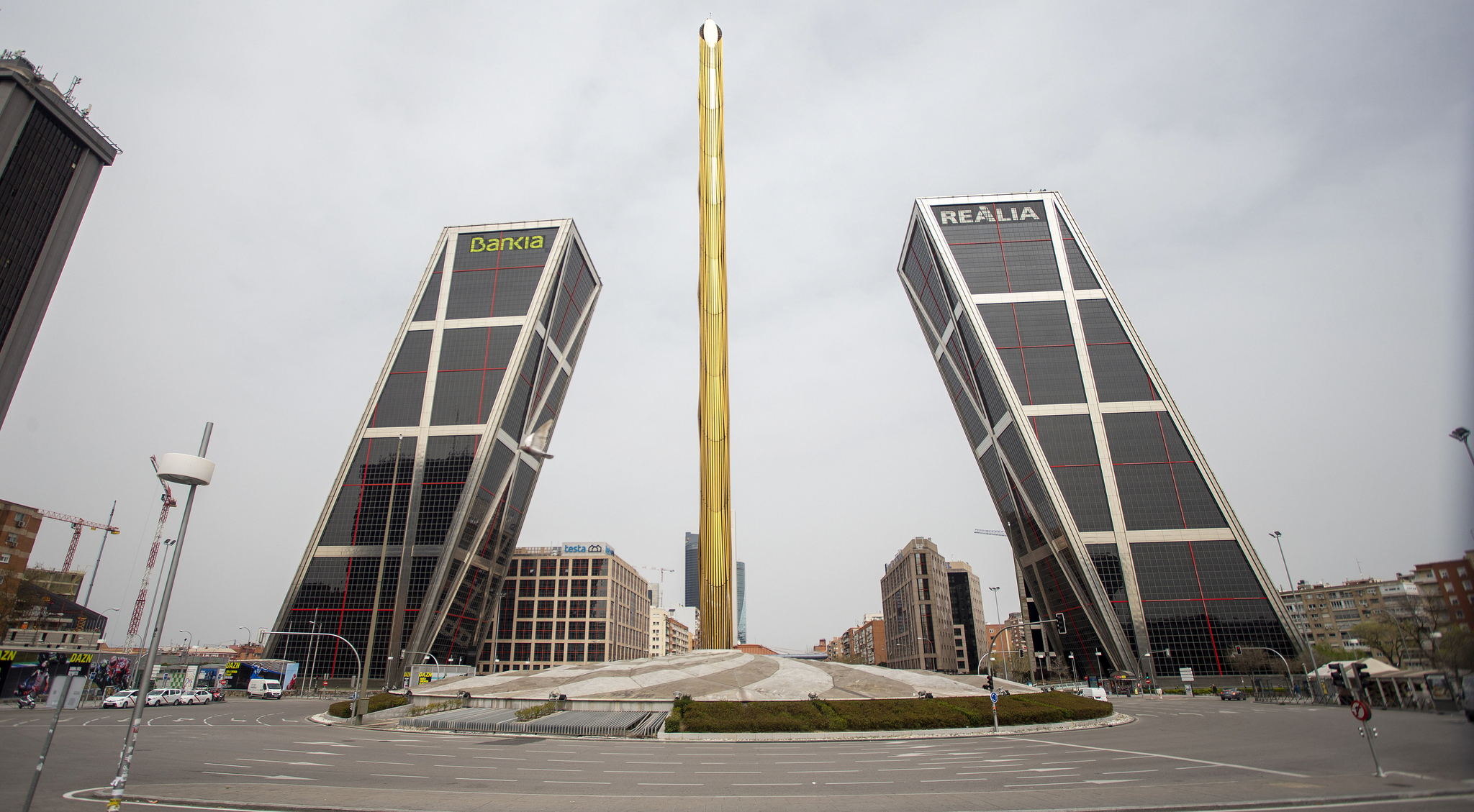 Bankia gana un 57,6% menos tras dotar 505 millones por el Covid-19 ...