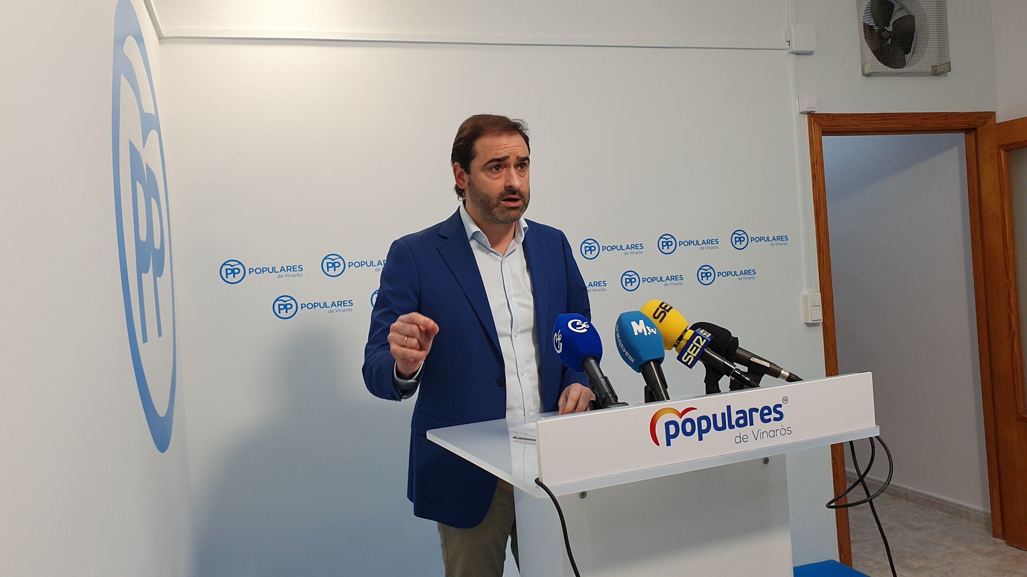 El PP pide reprobar al alcalde y al edil del PSOE que regaló una cabeza ...