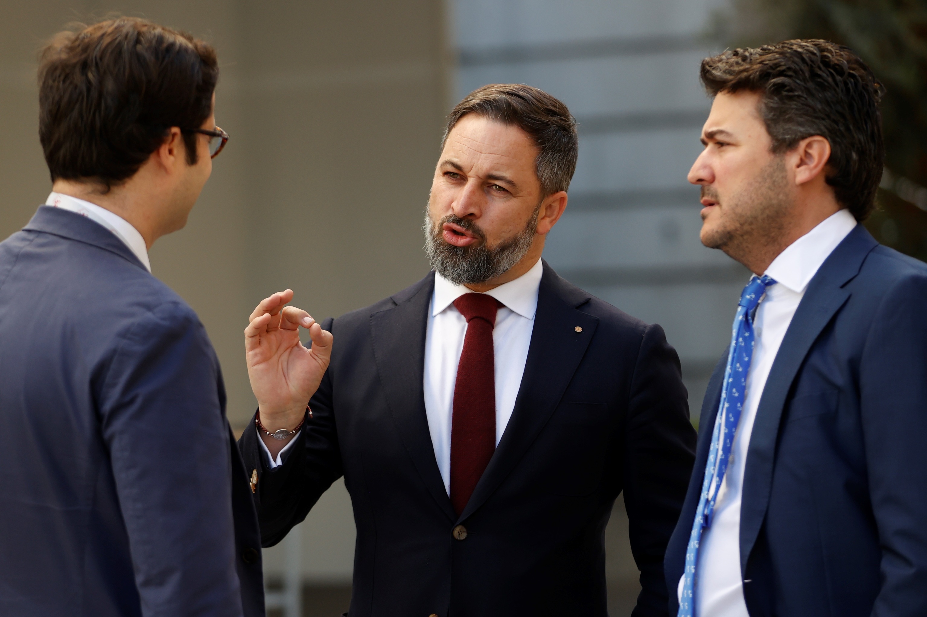 Vox y PP ya han tenido un primer contacto: los de Abascal pedirán la ...