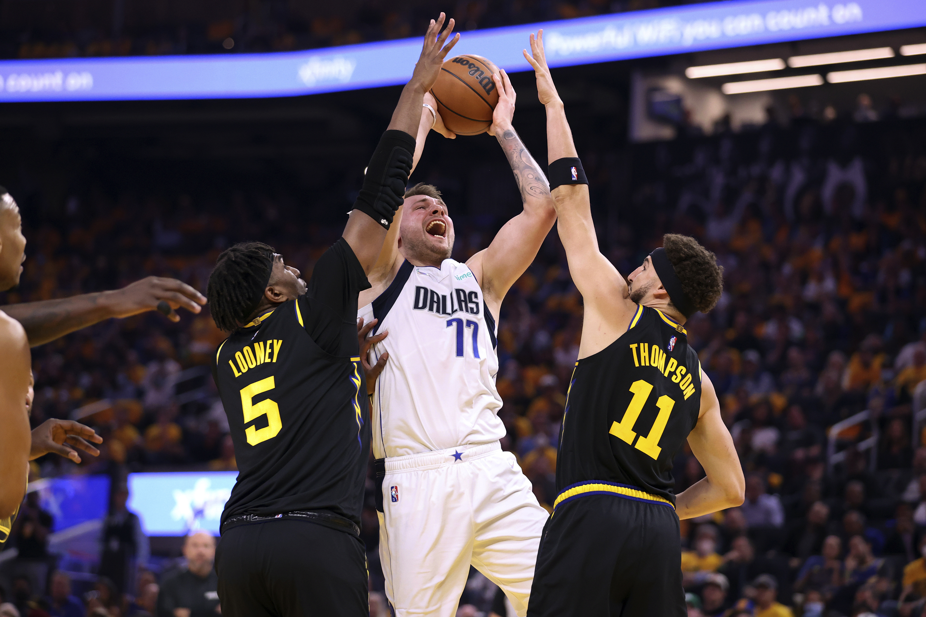 NBA: Los Warriors golpean primero ante Luka Doncic | NBA 2021 - 2022