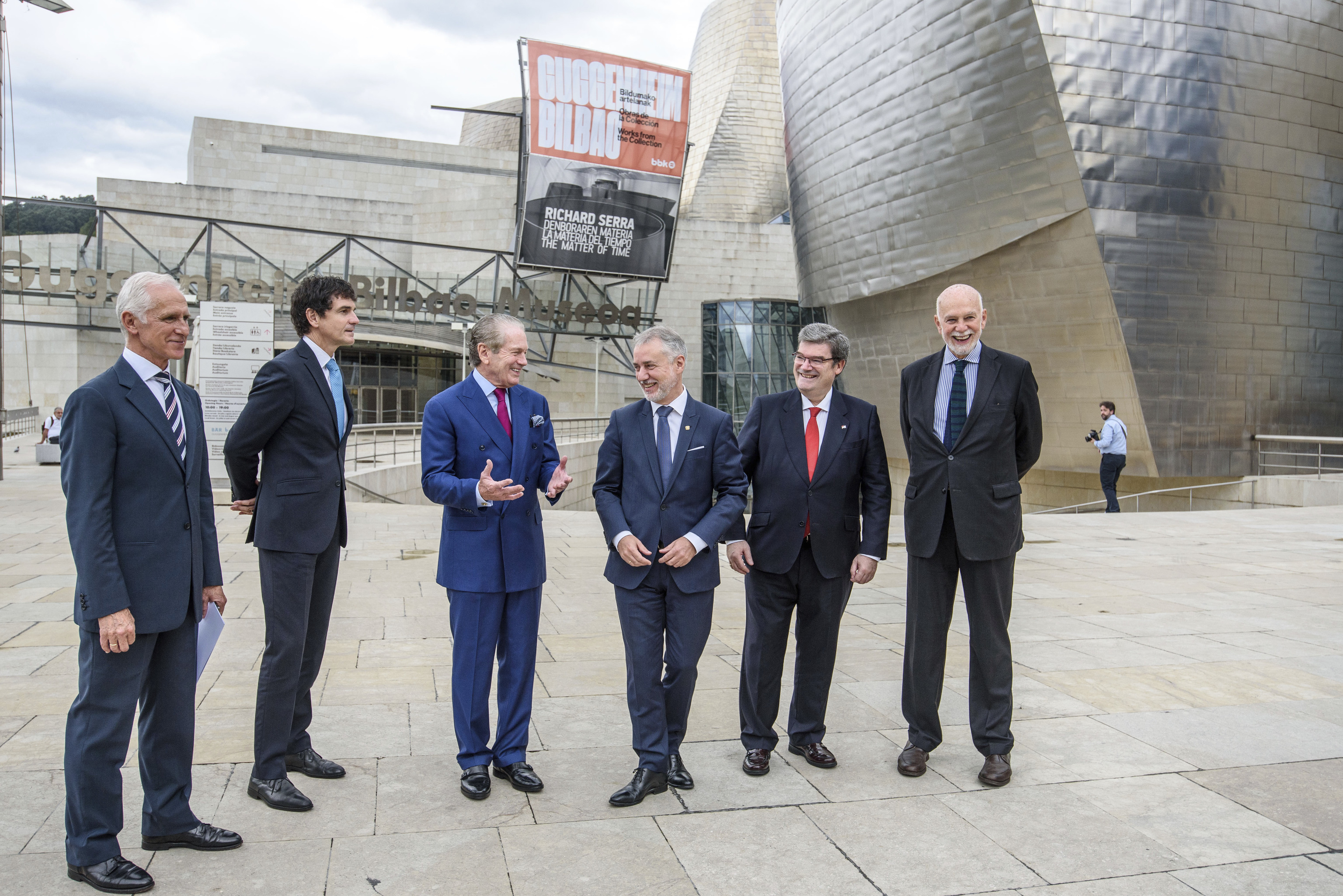 Urkullu destaca el "símbolo de tolerancia" del Museo Guggenheim frente ...