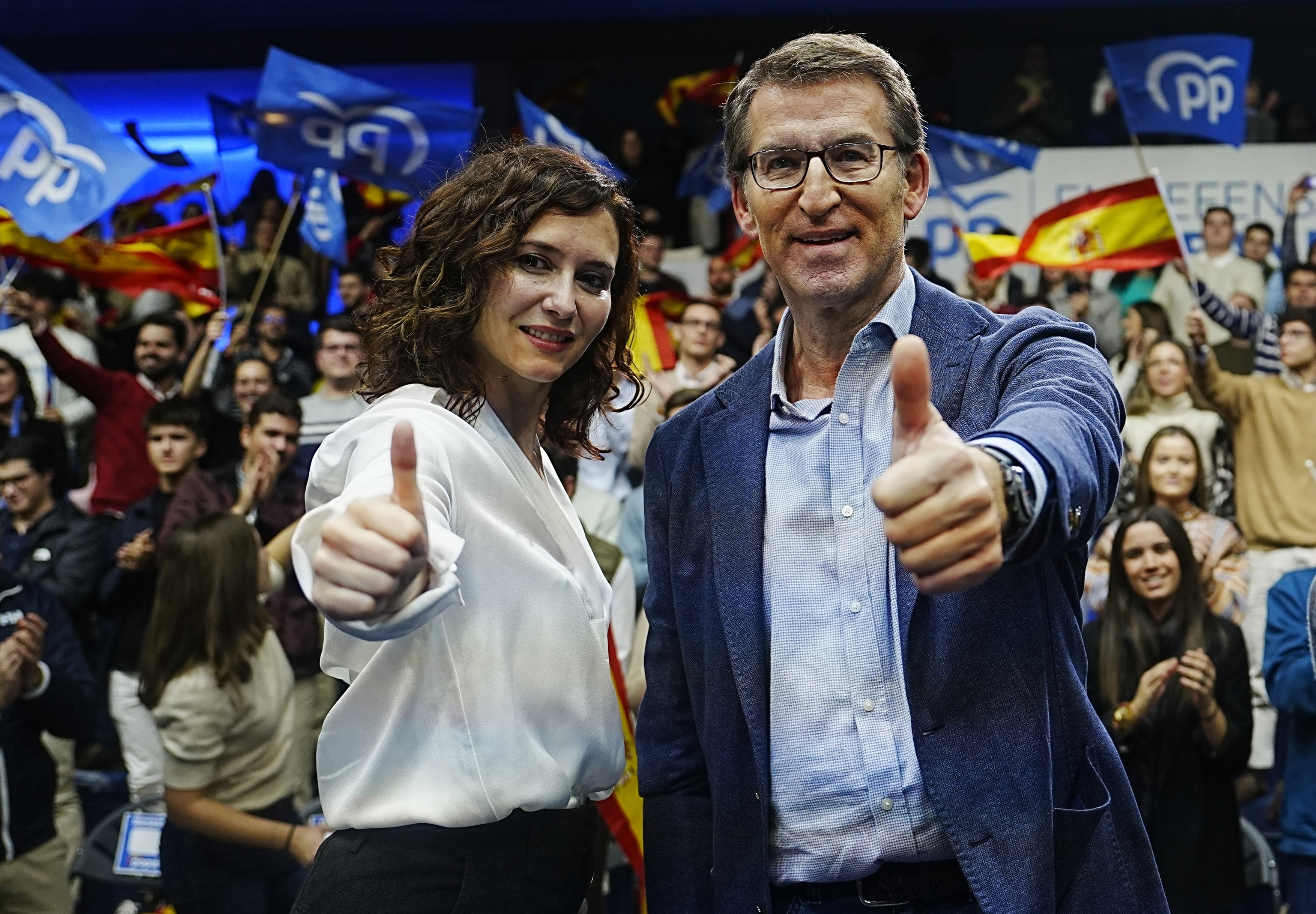 Feijóo acepta la invitación de Ayuso y acudirá a la cena de Navidad del ...