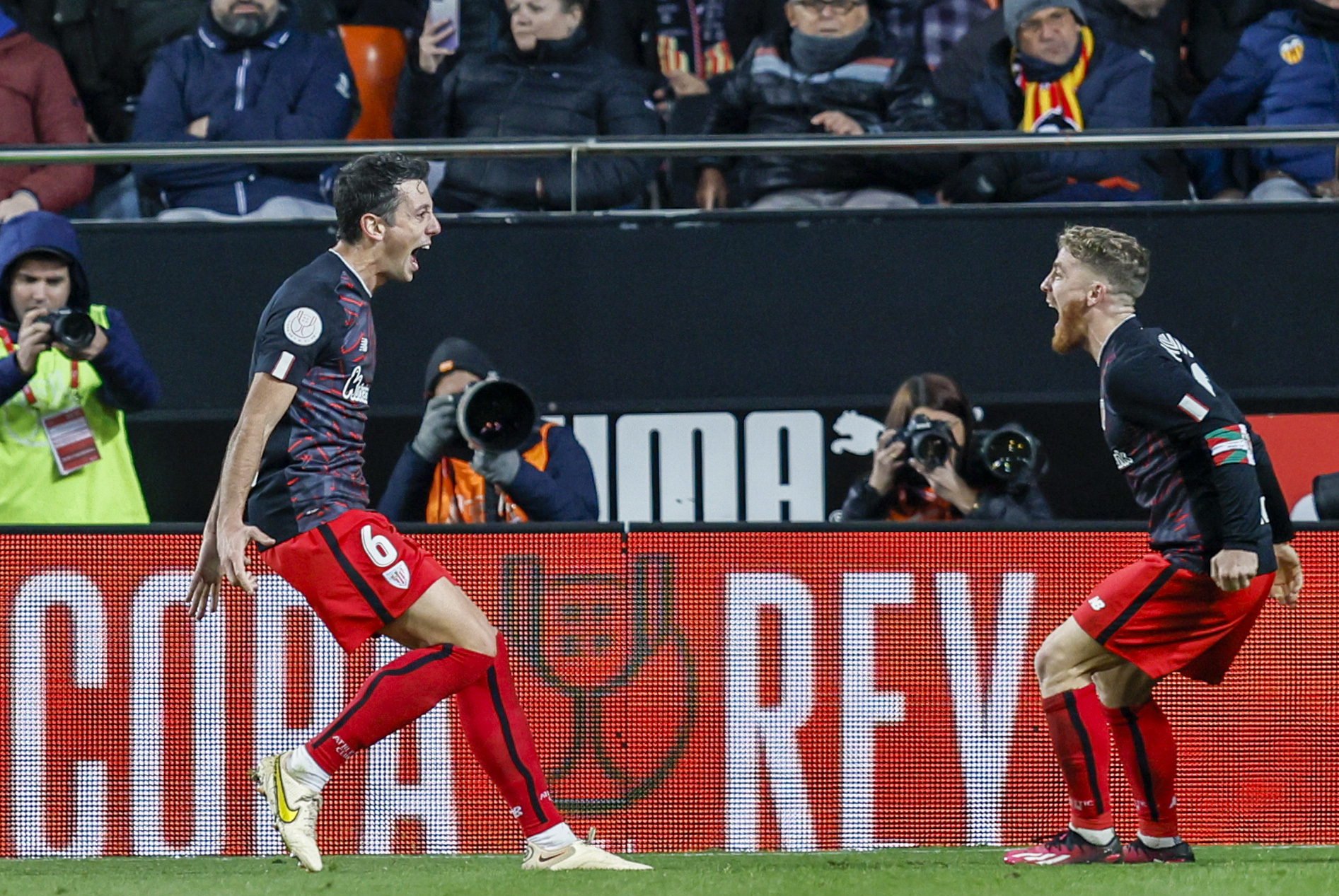Copa del Rey: El Athletic agarra la semifinal de Copa y revienta a un ...