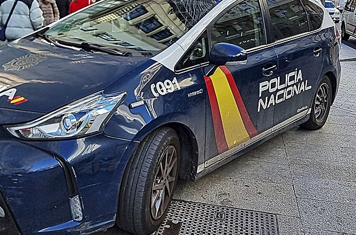Un menor de 17 años se precipita desde un décimo piso en Burgos | España