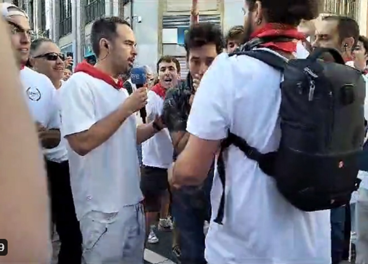 Un reportero de RTVE denuncia el "acoso" y la "violencia" en San Fermín ...