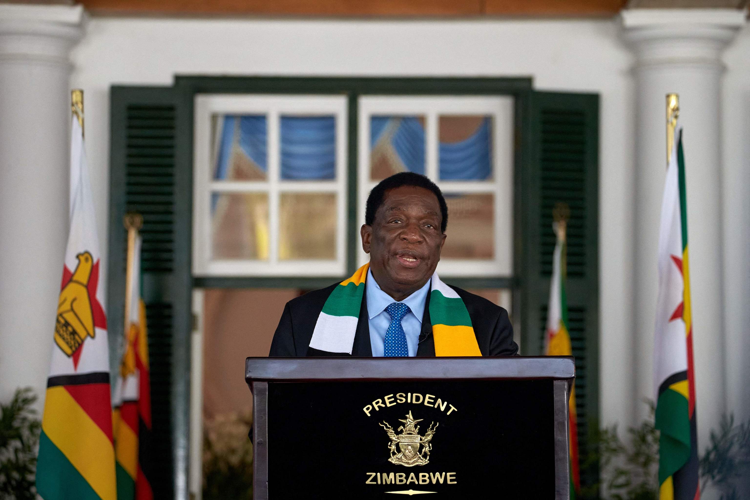 El presidente de Zimbabue niega que haya habido un fraude electoral en ...