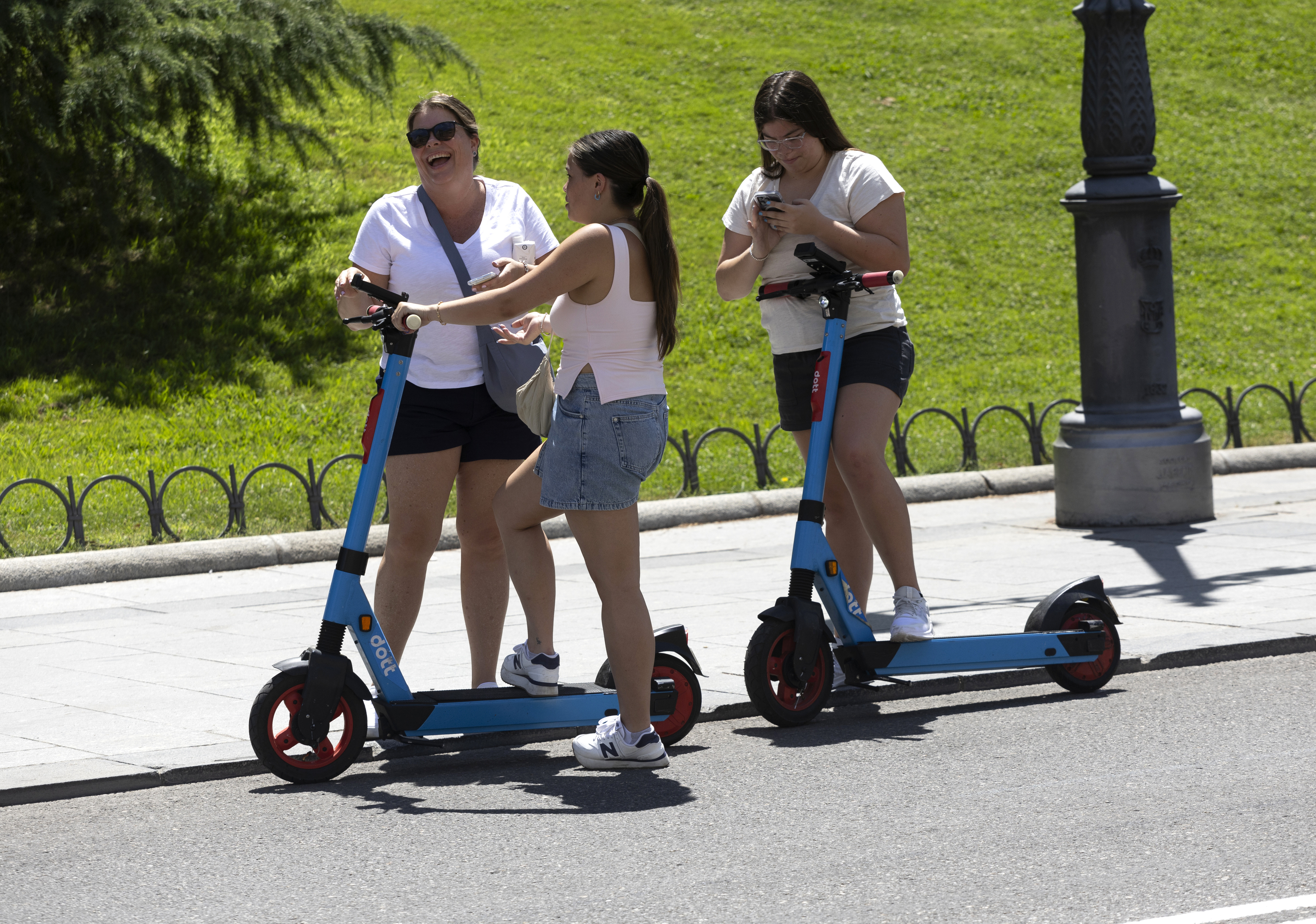 Madrid prohibirá provisionalmente el acceso de patinetes eléctricos al ...