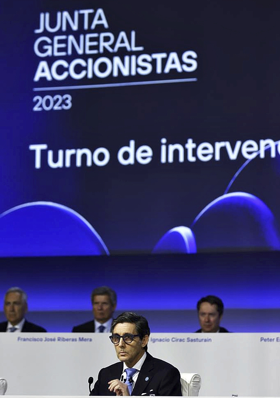 Las maniobras del Gobierno tensionan el Consejo de Administración de ...