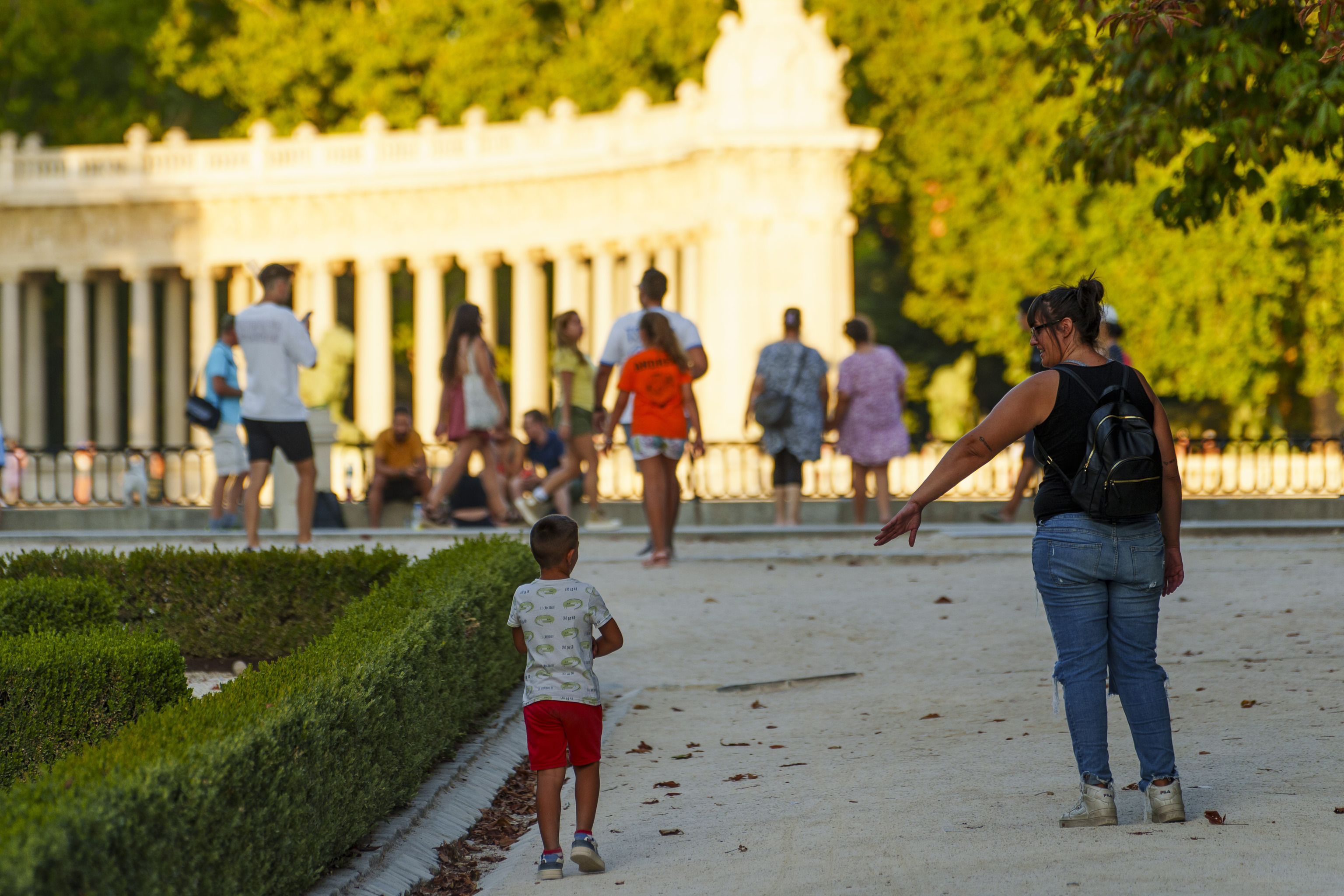 ¿Lastre fiscal a la natalidad? España está a la cola de la OCDE en favorecer vía impuestos a las familias con hijos
