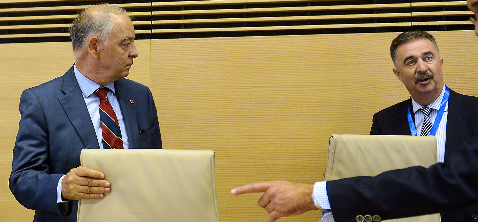 El juez Pedraz acepta investigar una querella de Podemos contra la ...