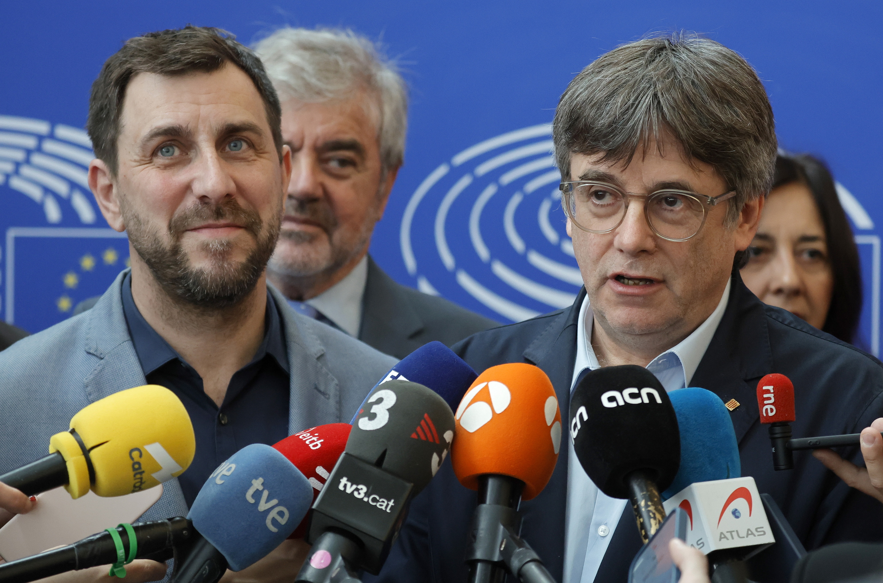 Puigdemont pide a Sánchez una cuestión de confianza y el entorno del ...