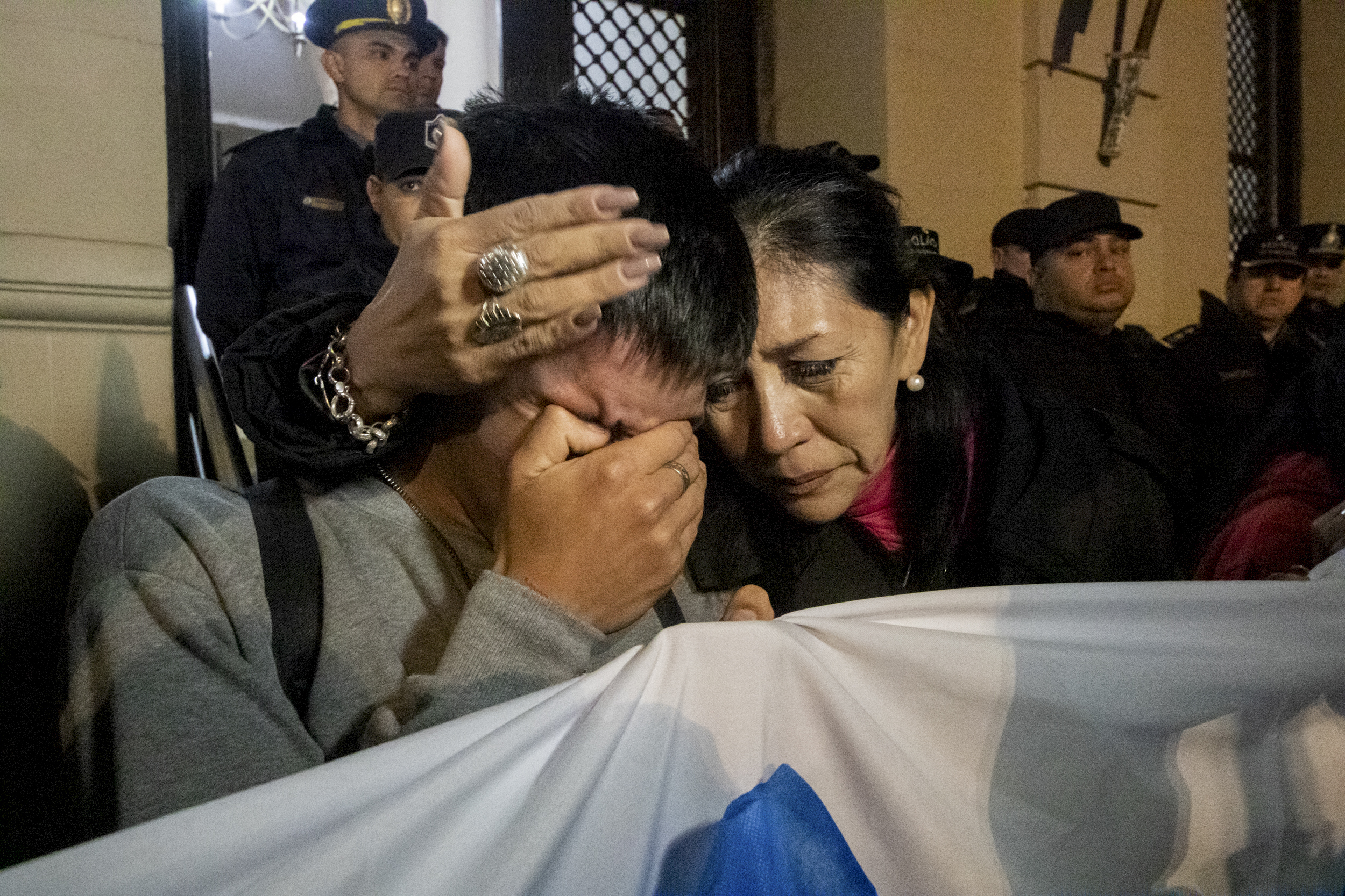 La madre de Loan Peña, el niño desaparecido en Argentina, pide que Messi intervenga para que lo liberen | Internacional