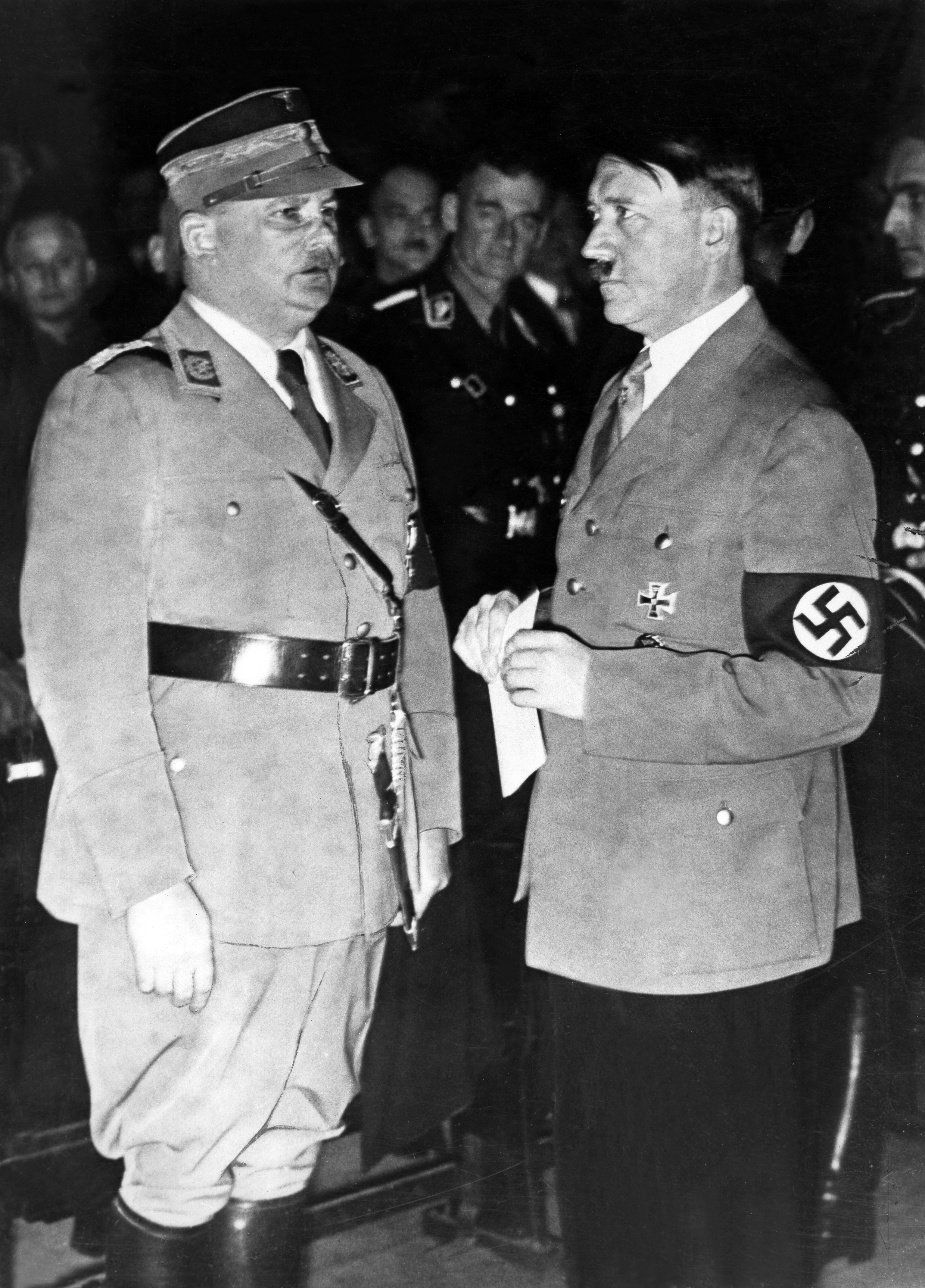 Ernst Röhm: tutear a Hitler no salvó al jefe gay de las SA de que lo ...