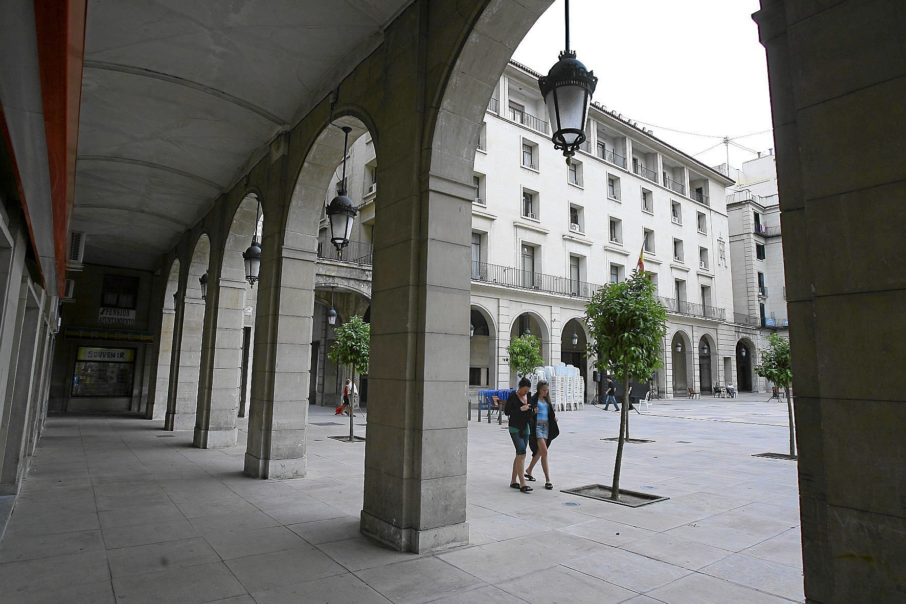 Fachada de la Audiencia Provincial de Alicante.