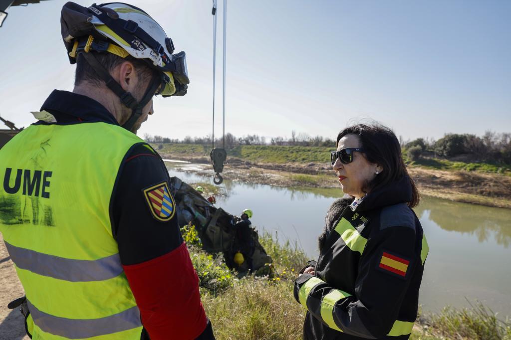 La UME finaliza los trabajos de reconstrucción y se retira de Valencia ...