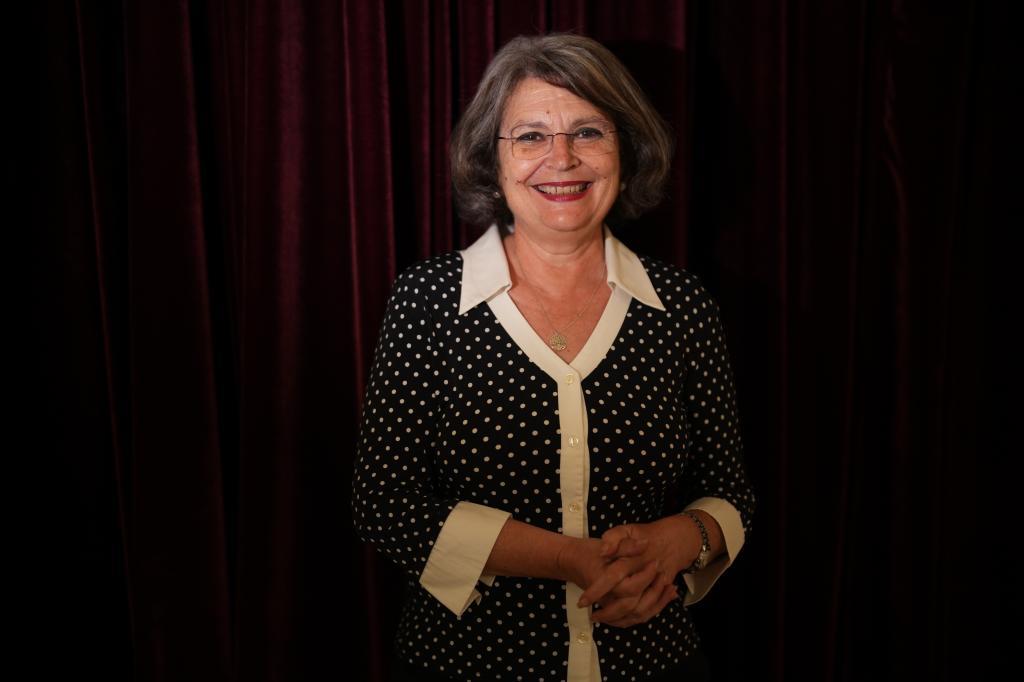 Elvira Roca Barea: 