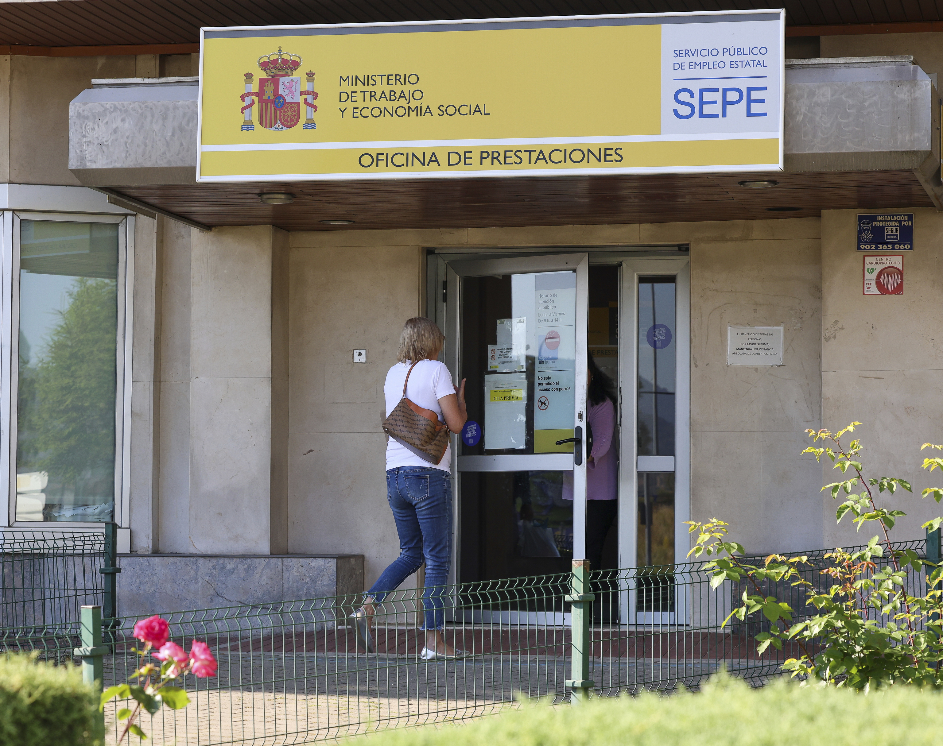 La ayuda del SEPE que da hasta 11.000 euros a quienes no cotizaron un ...