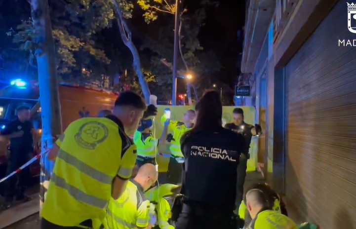 Un joven de 23 años, herido muy grave con arma blanca en la calle ...