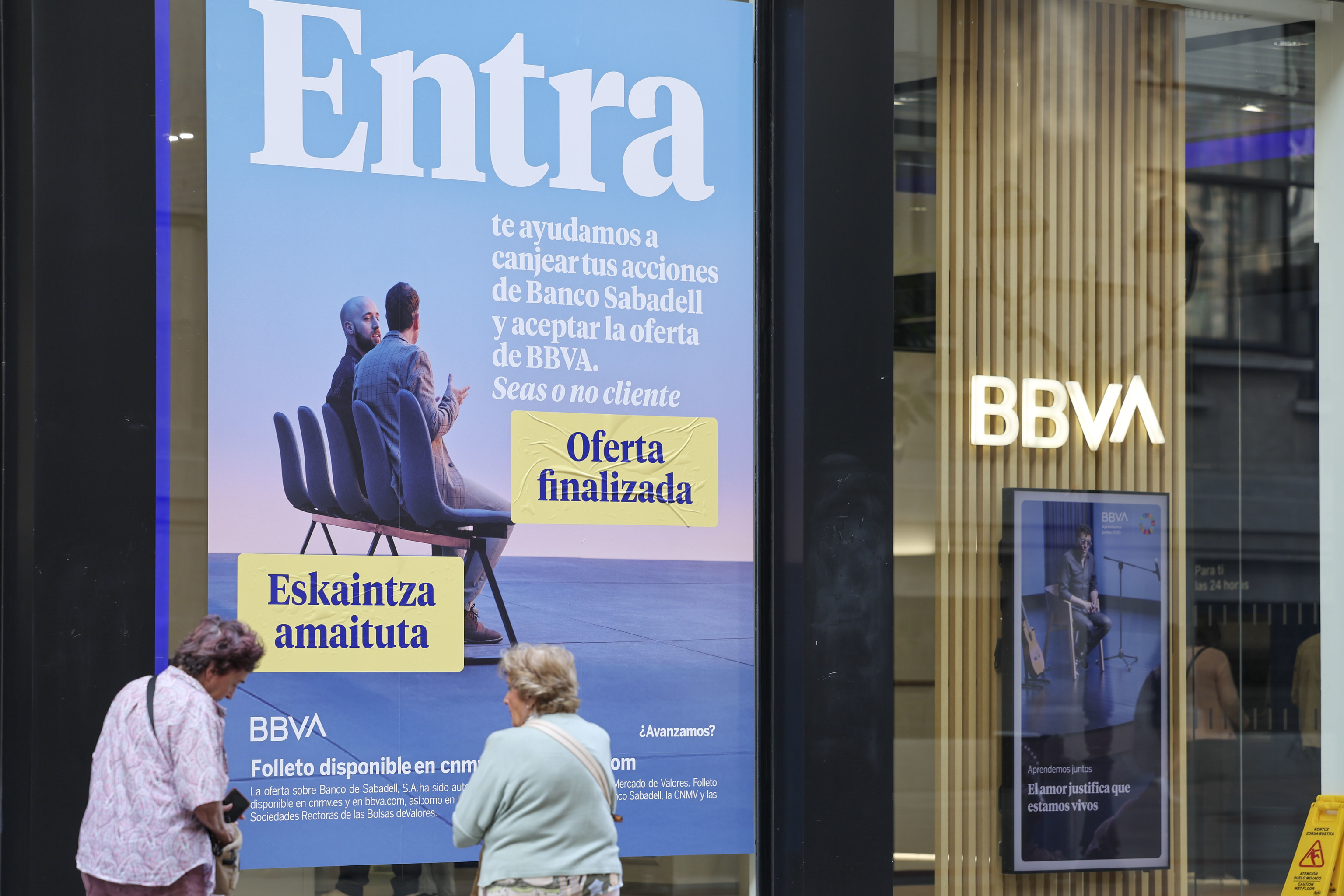 Illa aplaude el fracaso de la OPA de BBVA sobre Sabadell y pide a las ...