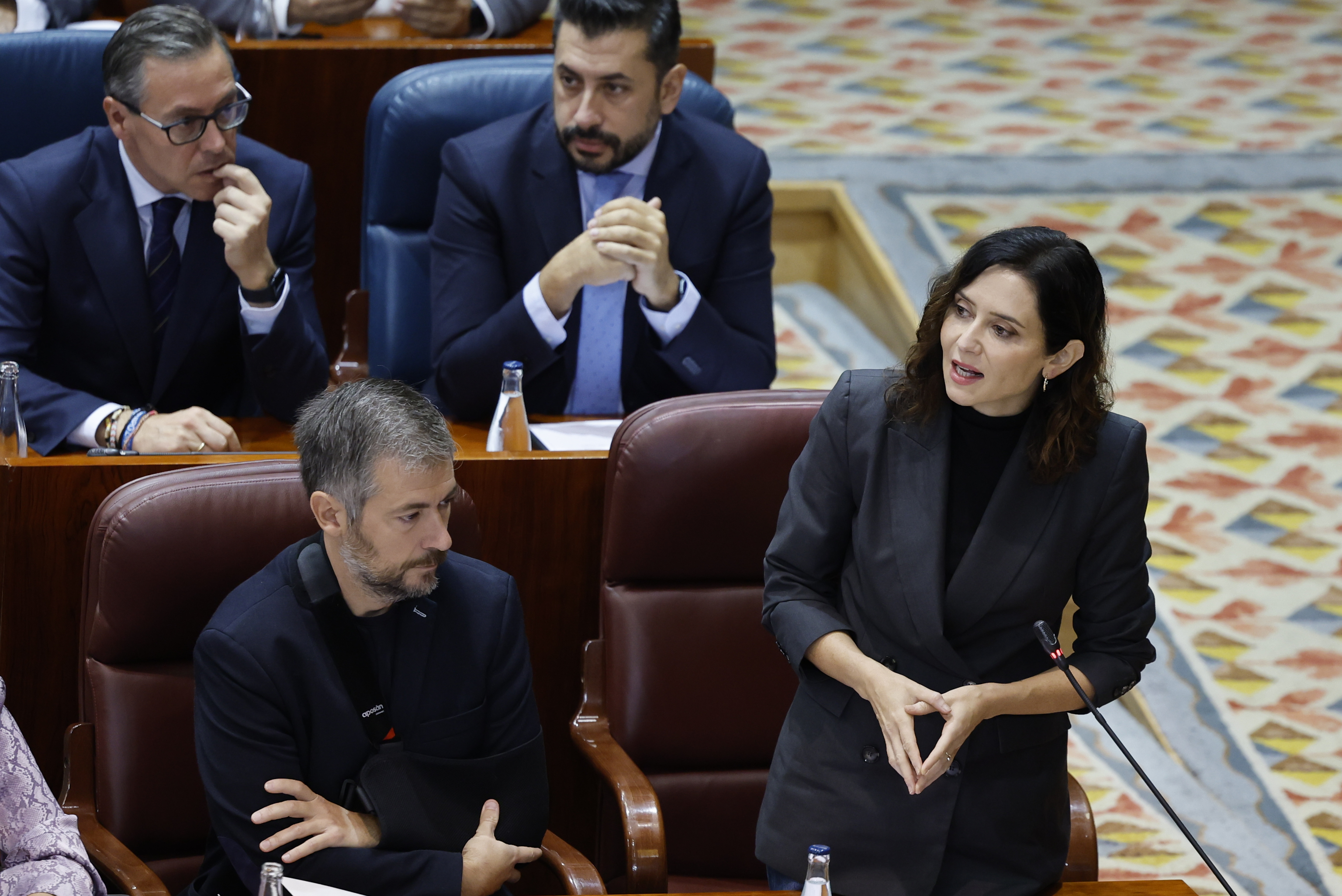 El PSOE carga contra Ayuso por ir a las "carreritas" de Texas y la ...