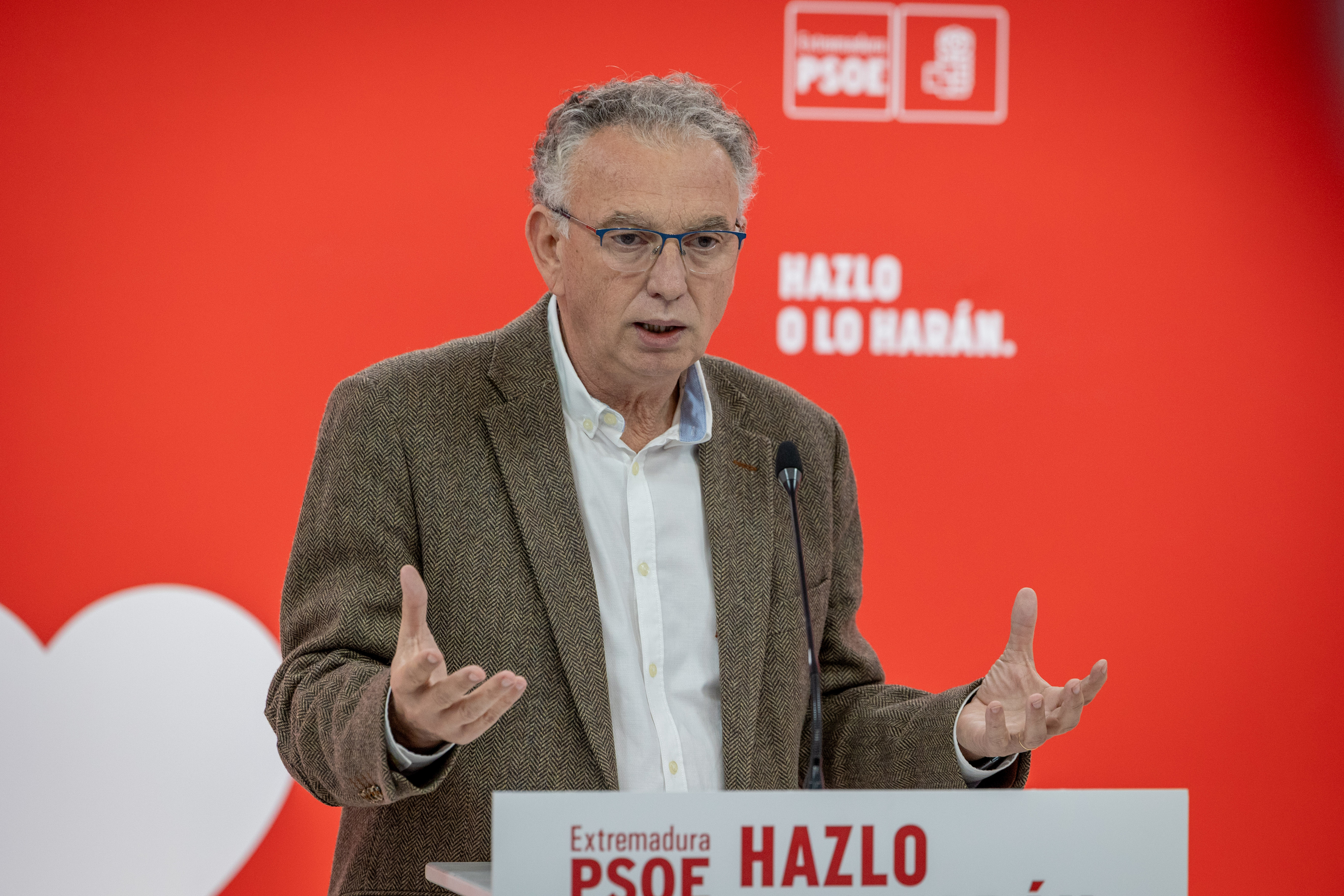 La Gestora del PSOE de Extremadura niega el acoso laboral de Quintana y ...