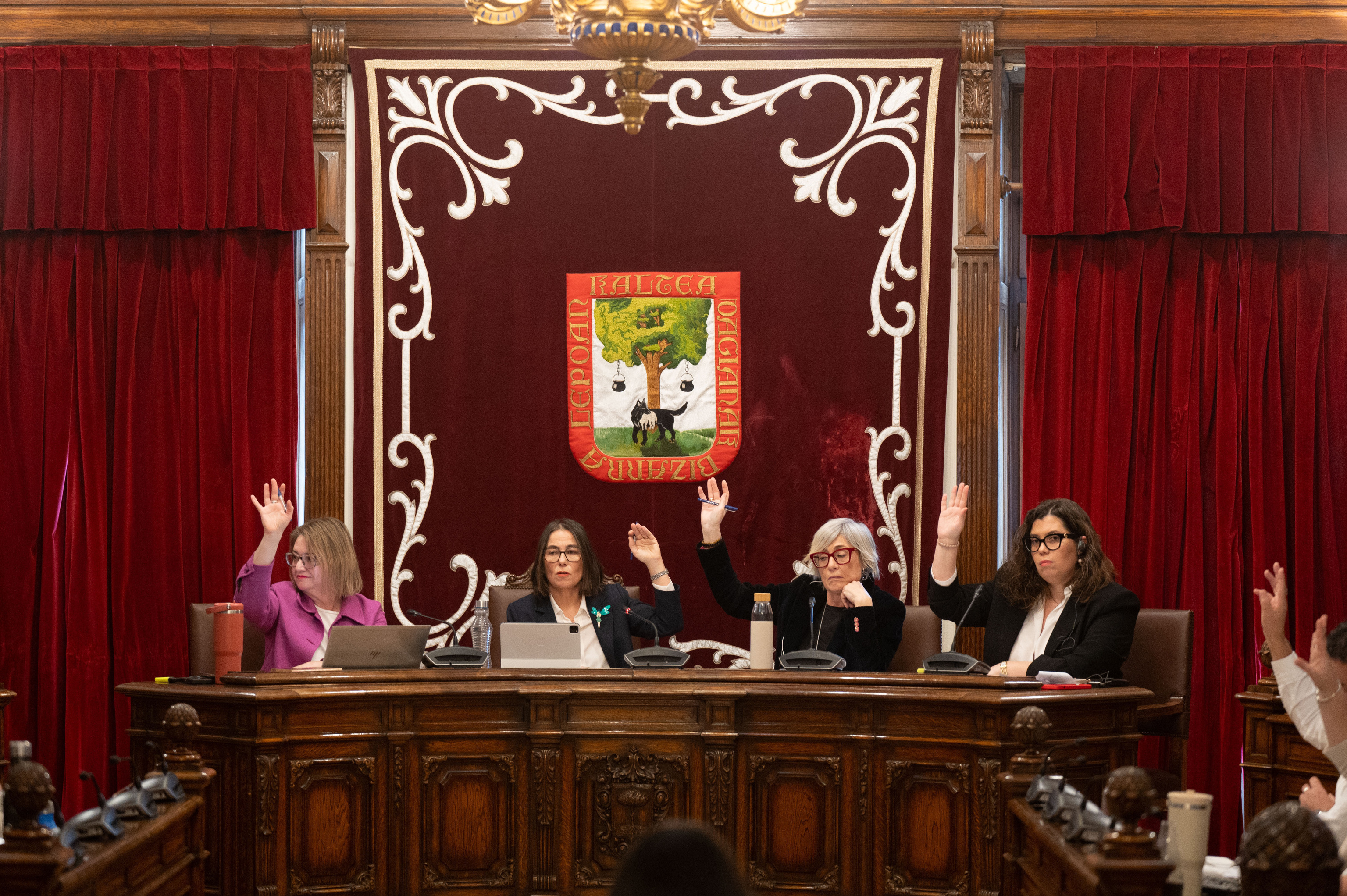 La alcaldesa del PNV de Getxo se enroca ante el escándalo del palacete ...