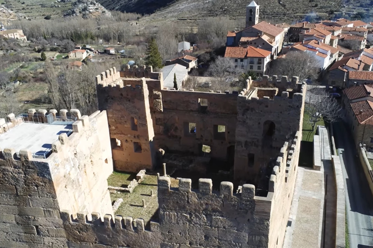 El pueblo medieval de Soria que pasa desapercibido y se merece una visita: un castillo del siglo XIV y tras la fama de los arrieros