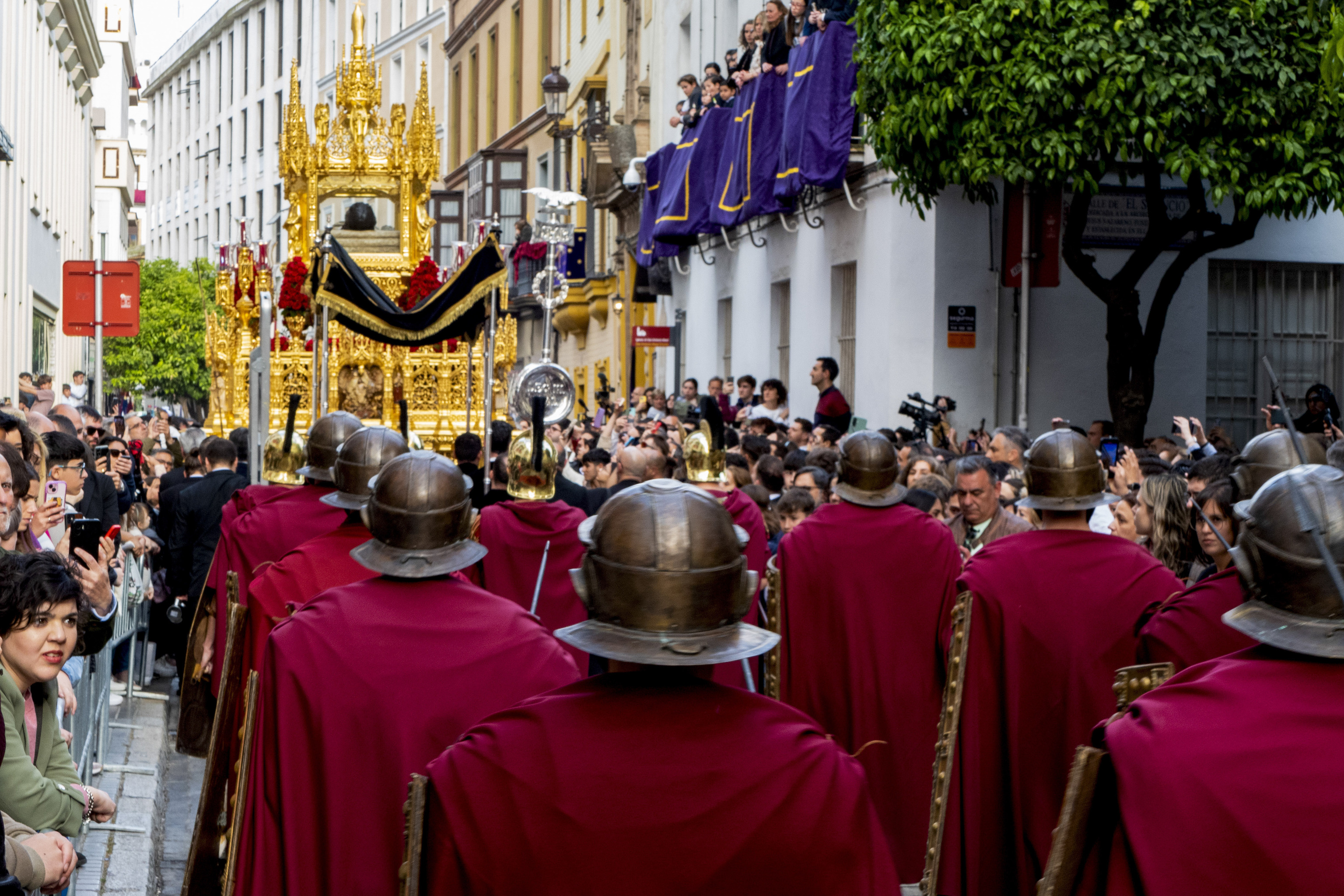 Procesiones en Sevilla hoy, Jueves Santo, de la Semana Santa 2026 ...