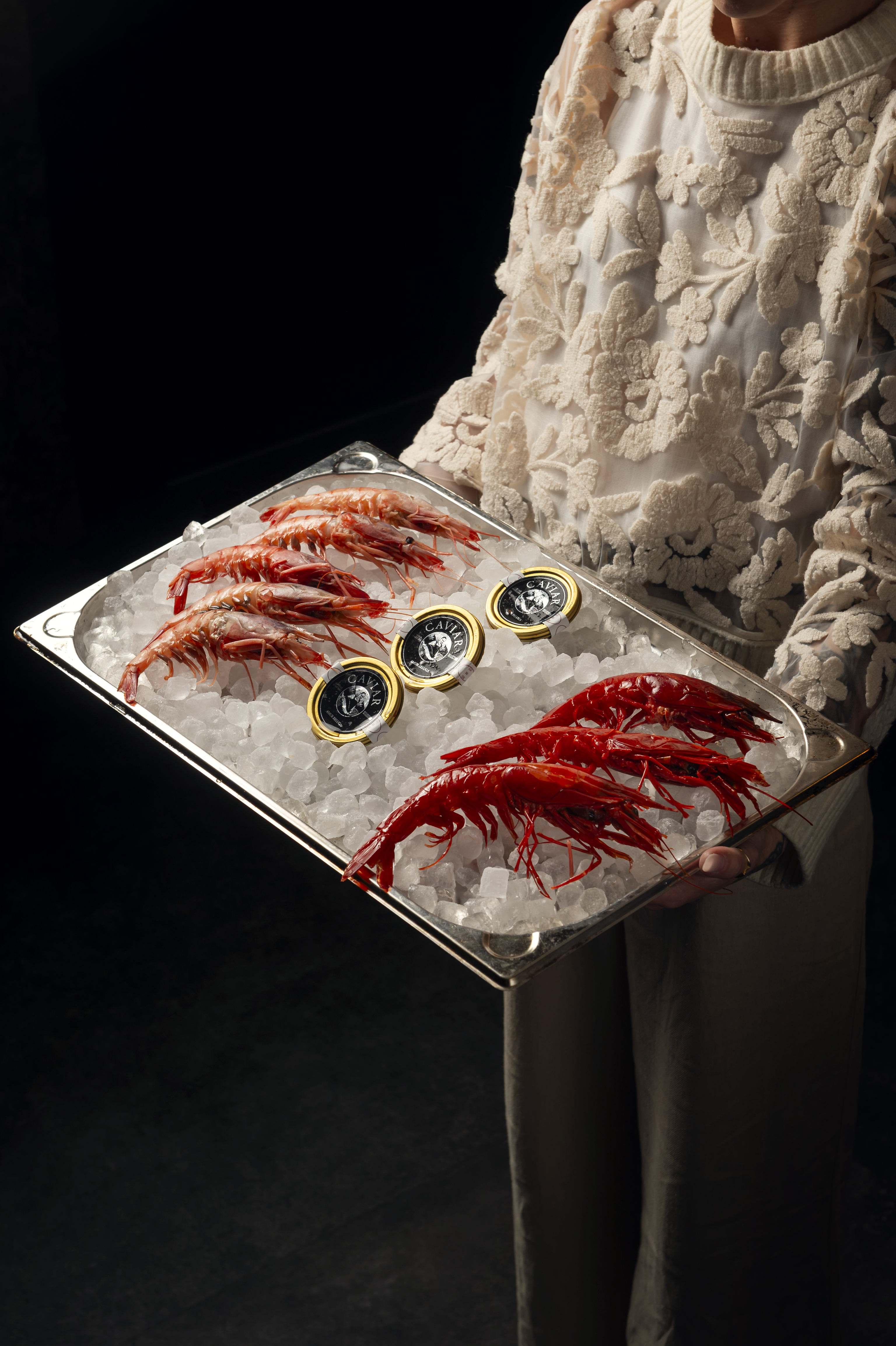 Marisco y caviar.