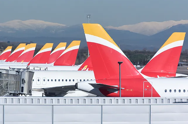 Iberia y los sindicatos firman el acuerdo para un ERE voluntario para ...