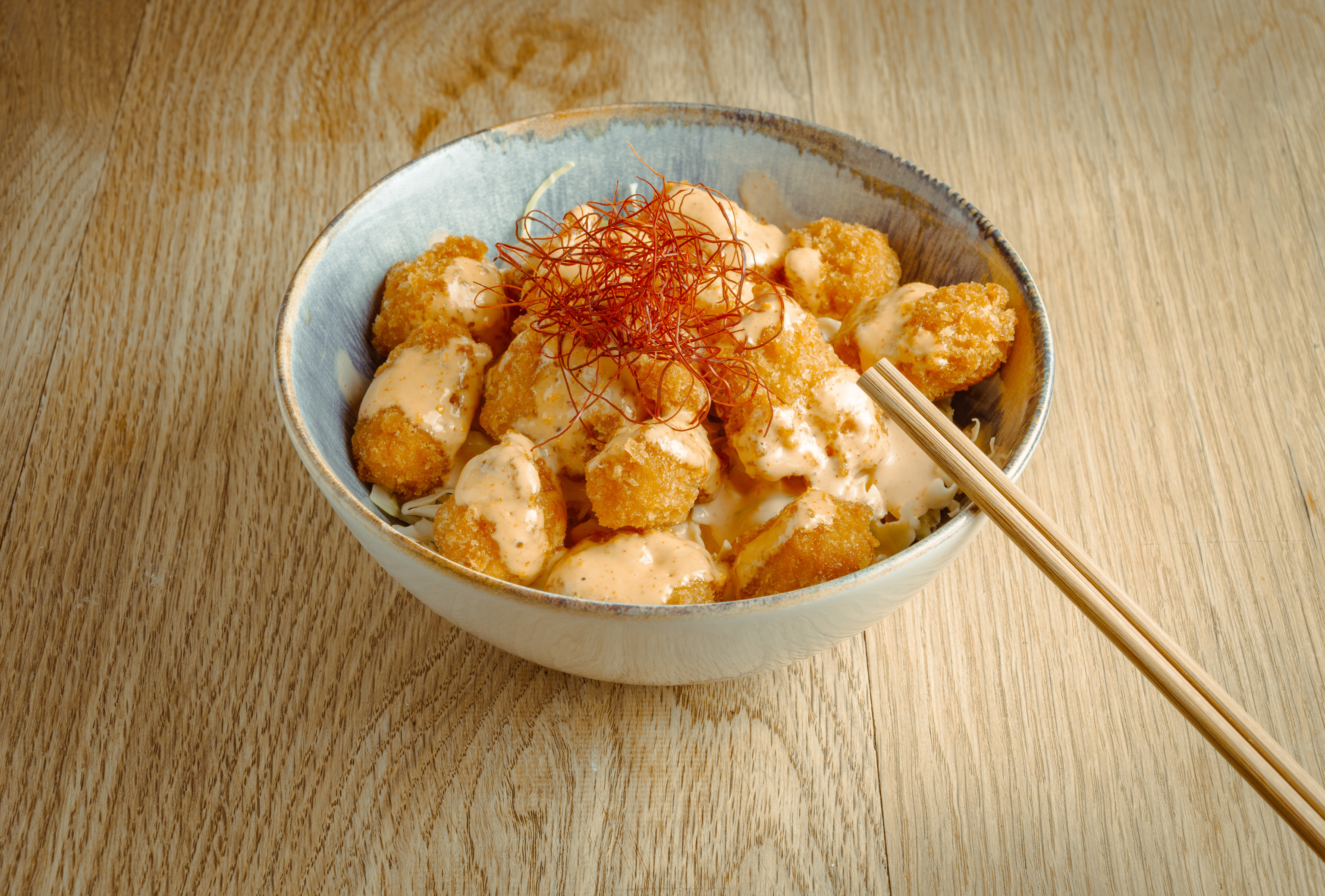 Ebi Menchi, pastel de langostinos empanados con panko.
