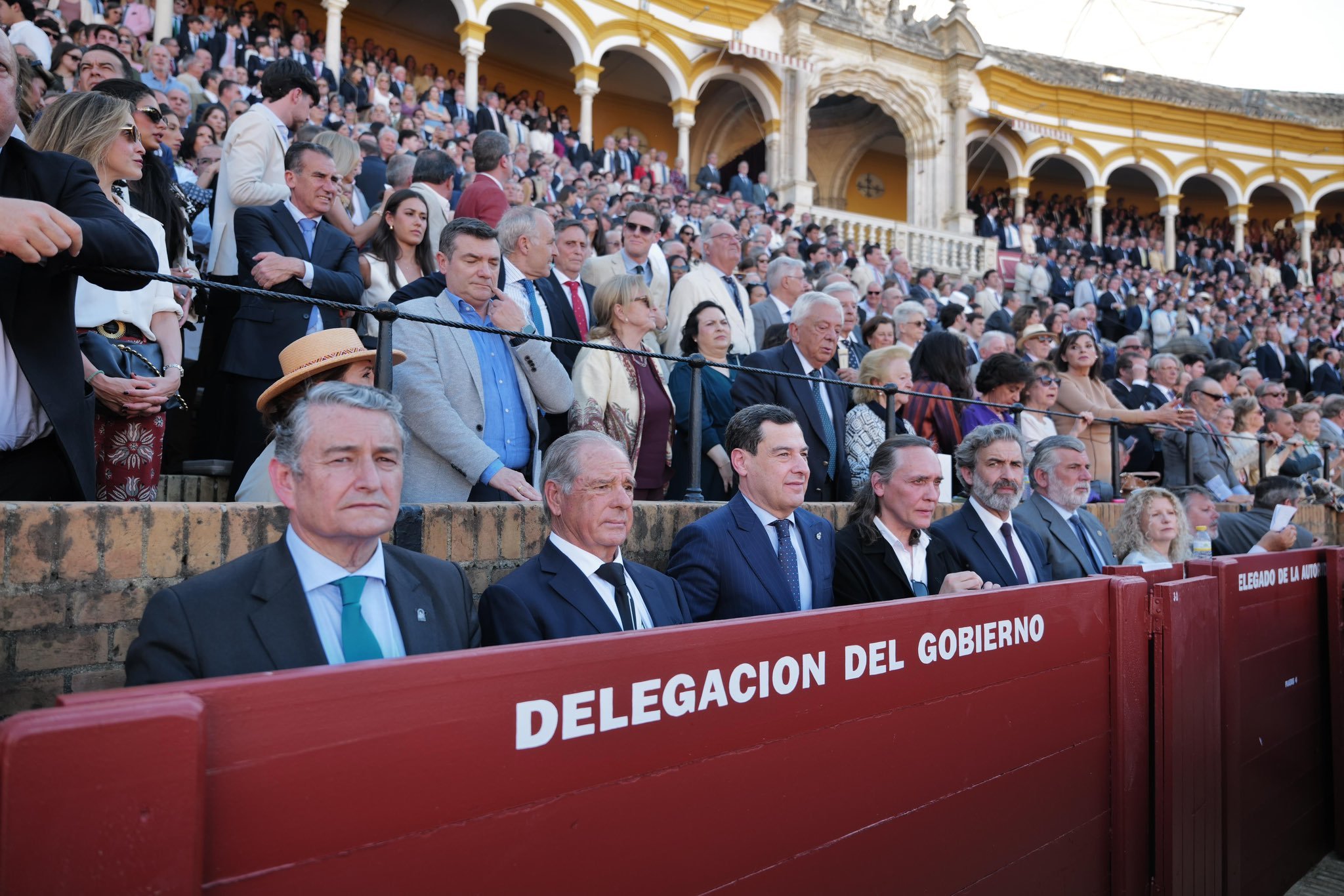 Paco Ojeda, Juanma Moreno y Vicente Amigo.