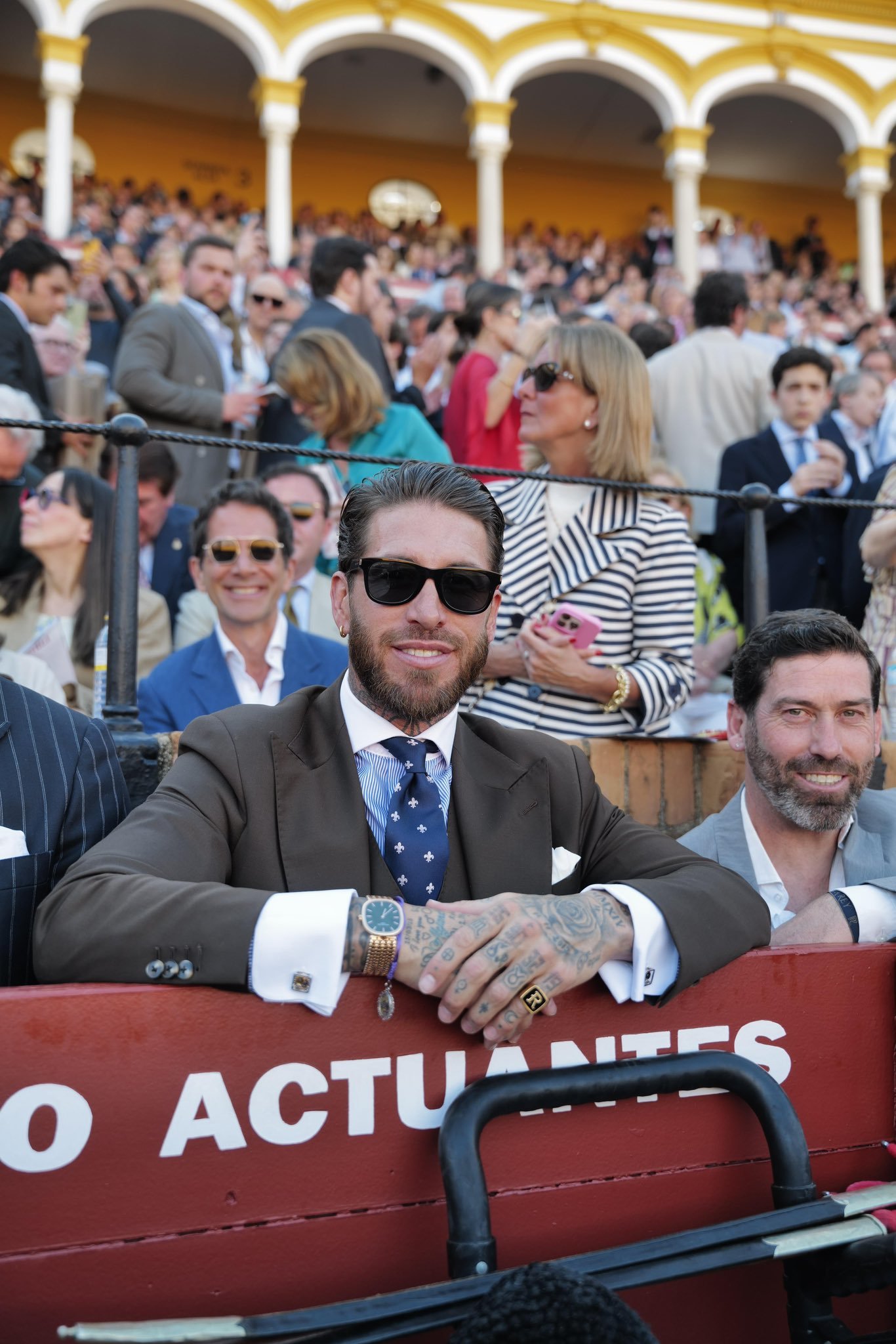 Sergio Ramos en el callejón de la plaza.