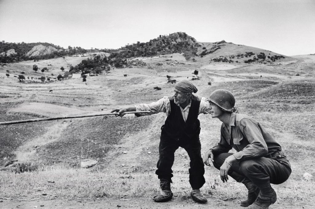 Sicilia, 1943, retratada por Robert Capa.