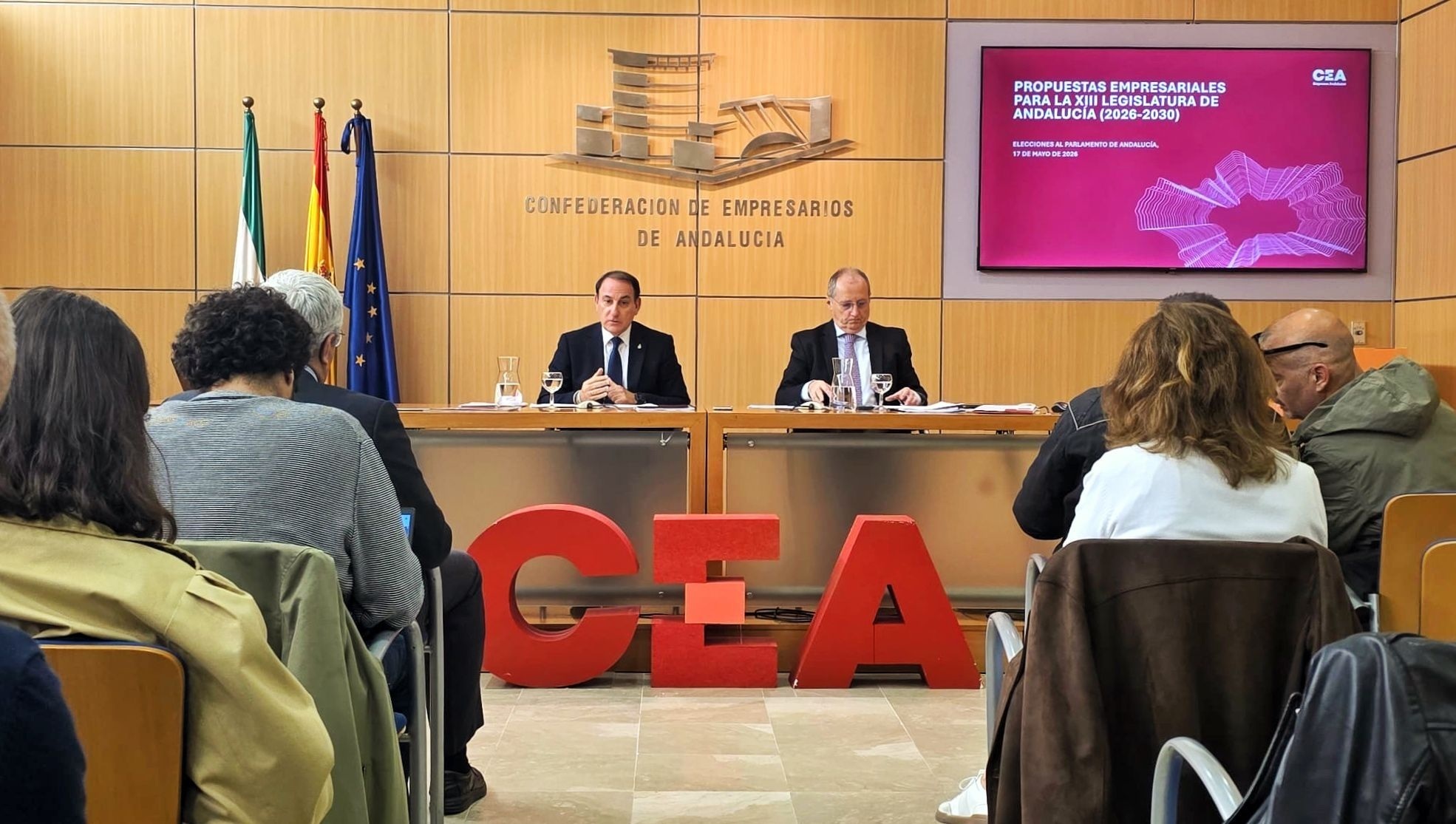 Javier González de Lara y Luis Fernández Palacios, en la presentación de las propuestas de los empresarios de cara a las elecciones andaluzas.