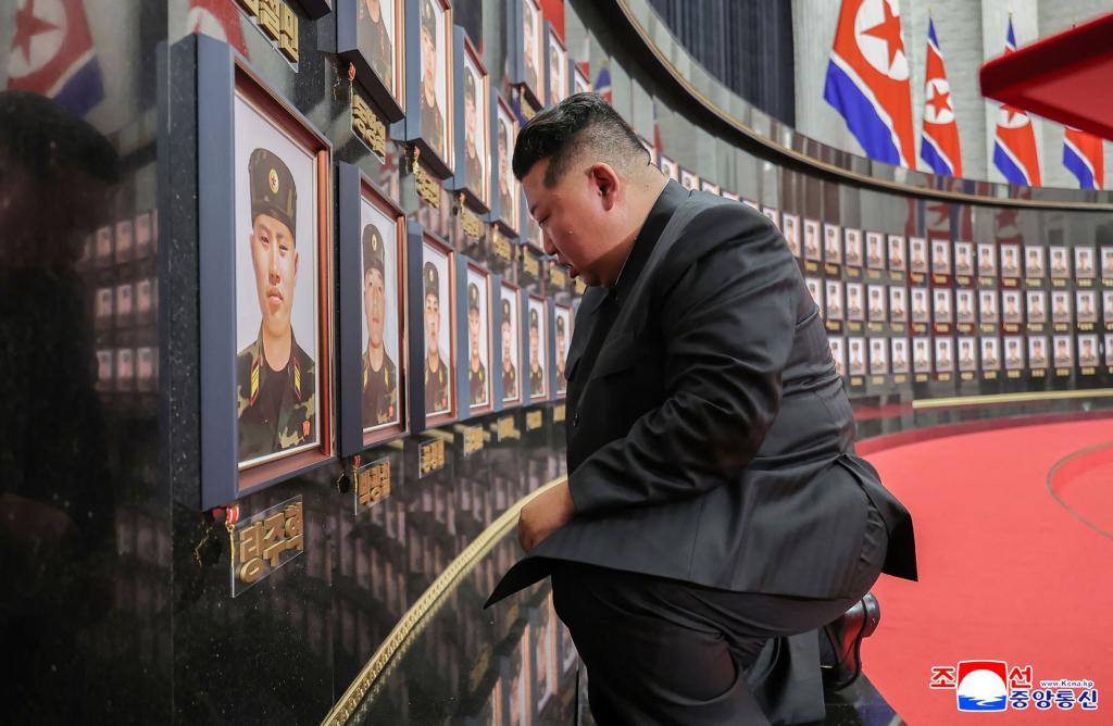Kim Jong Un en el memorial