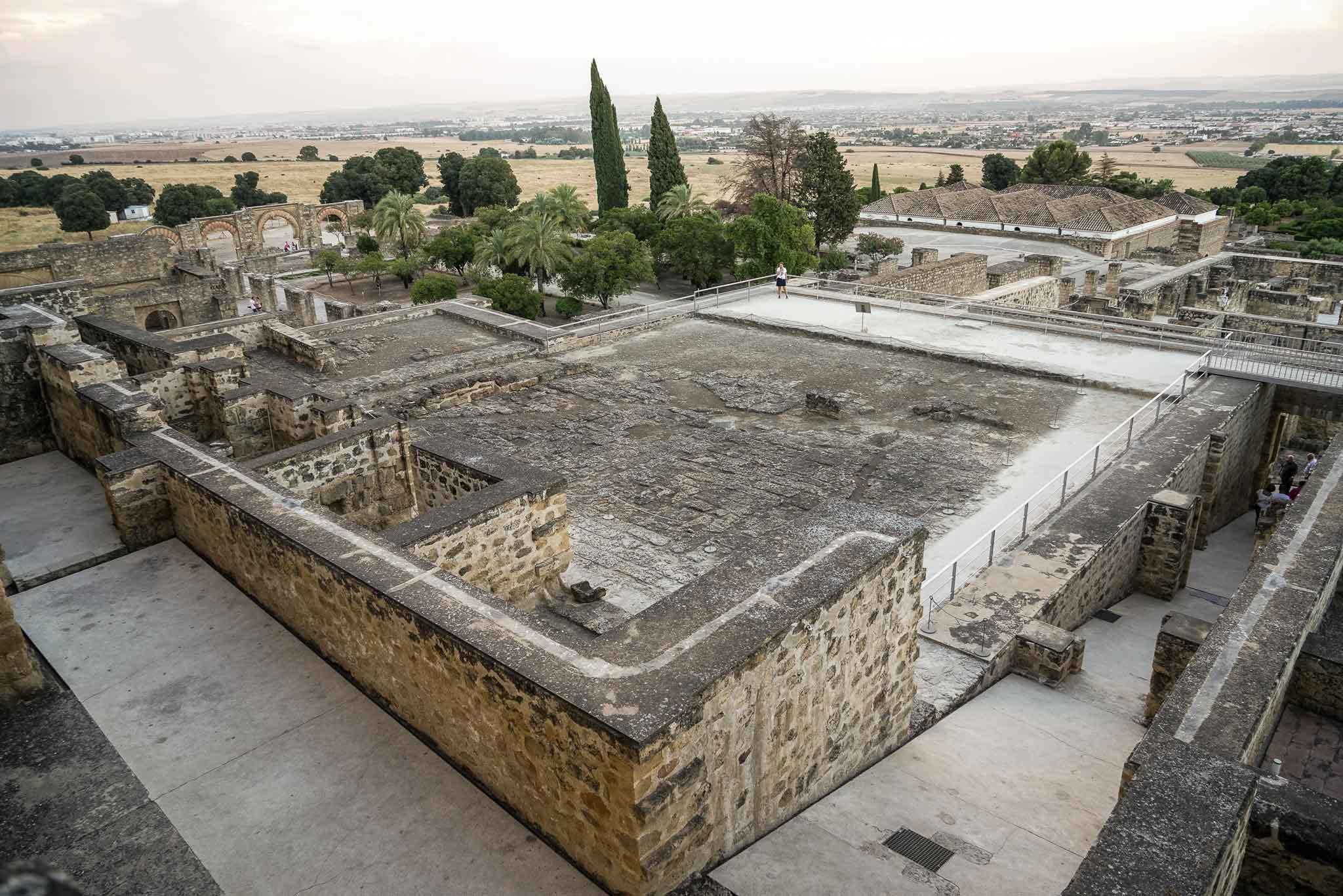 Recorrido por el yacimiento a ocho kilómetros de Córdoba.
