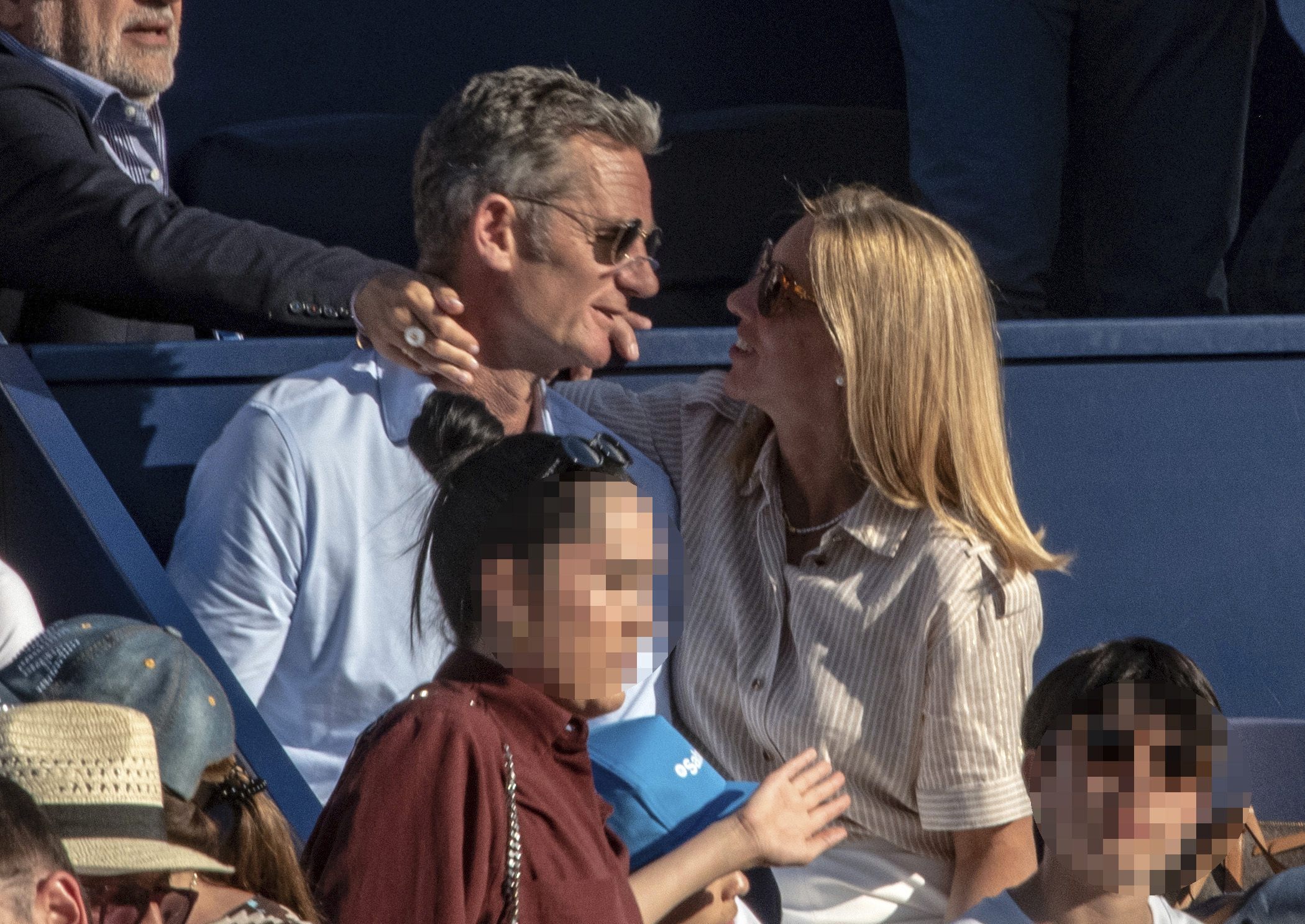 Iñaki Urdangarin y Ainhoa Armentia, durante el Trofeo de tenis Conde de Godó.