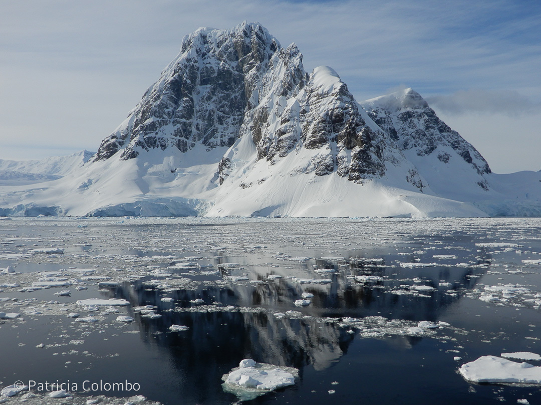 Una de las montañas heladas de Ushuaia.