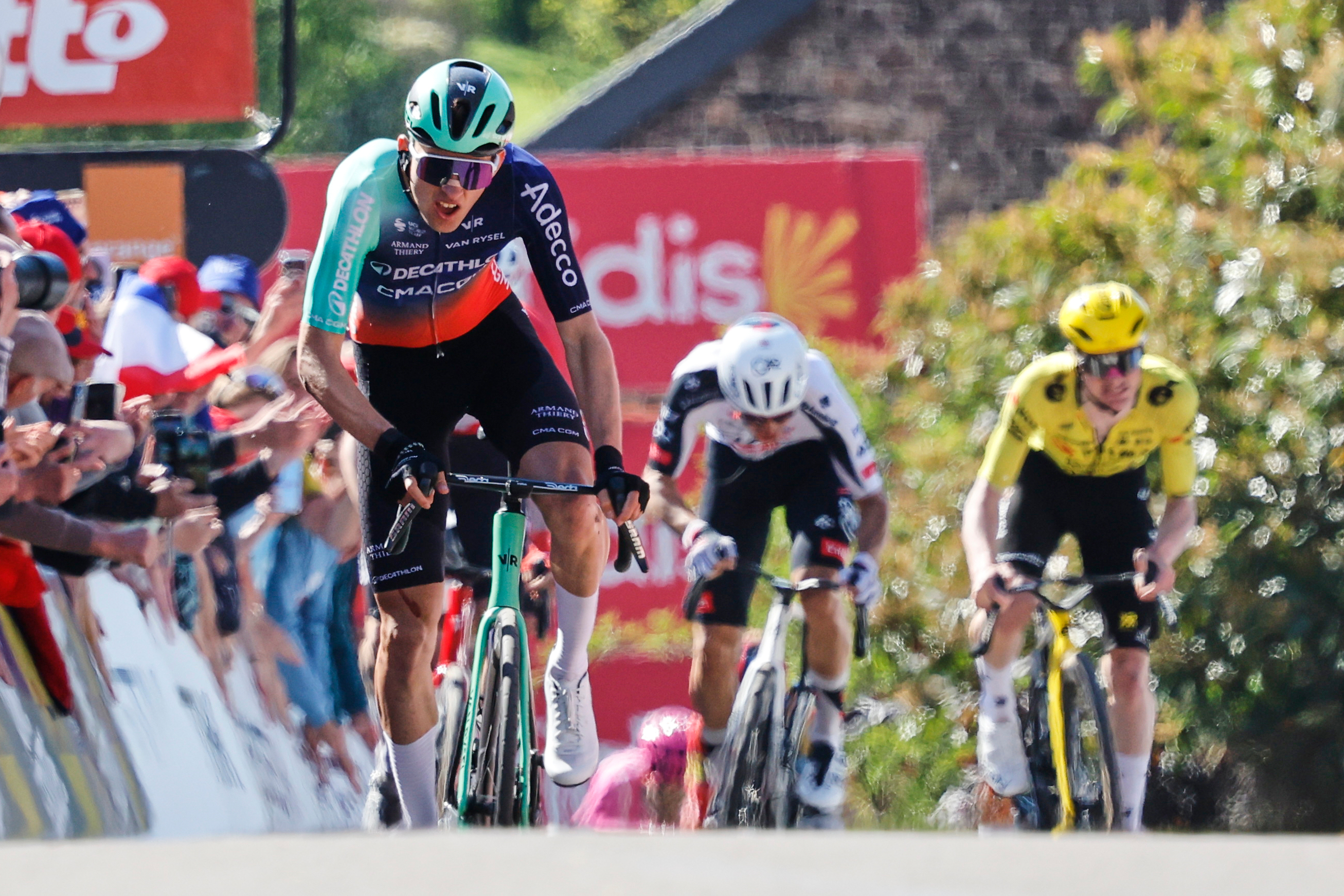 Paul Seixas vence en la clásica Flecha Valona.