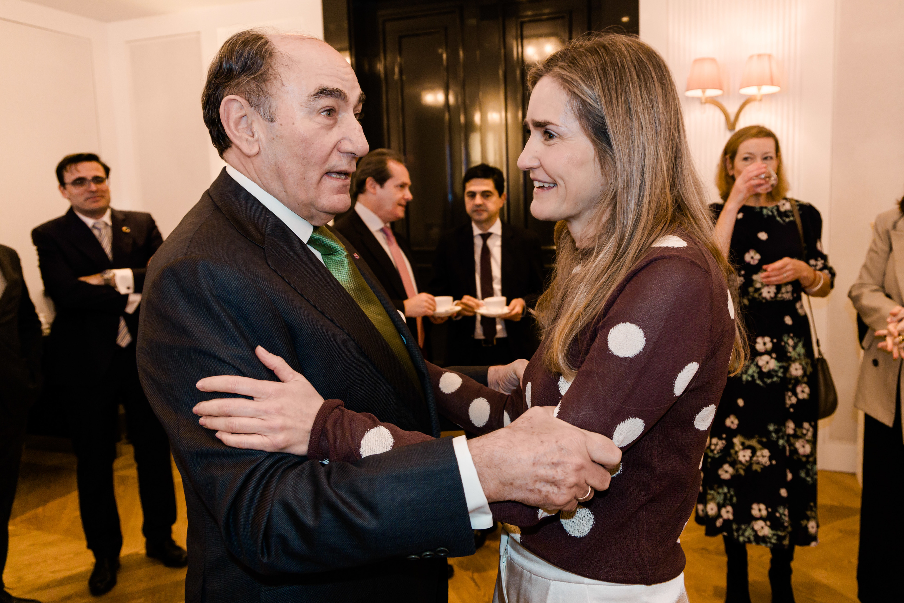 El presidente ejecutivo de Iberdrola, Ignacio S�nchez Gal�n, y la ministra de Transici�n Ecol�gica, Sara Aagesen, en un desayuno el pasado marzo.