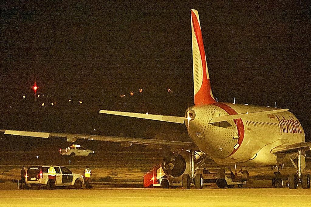 Avi�n en el aeropuerto de Palma de Mallorca