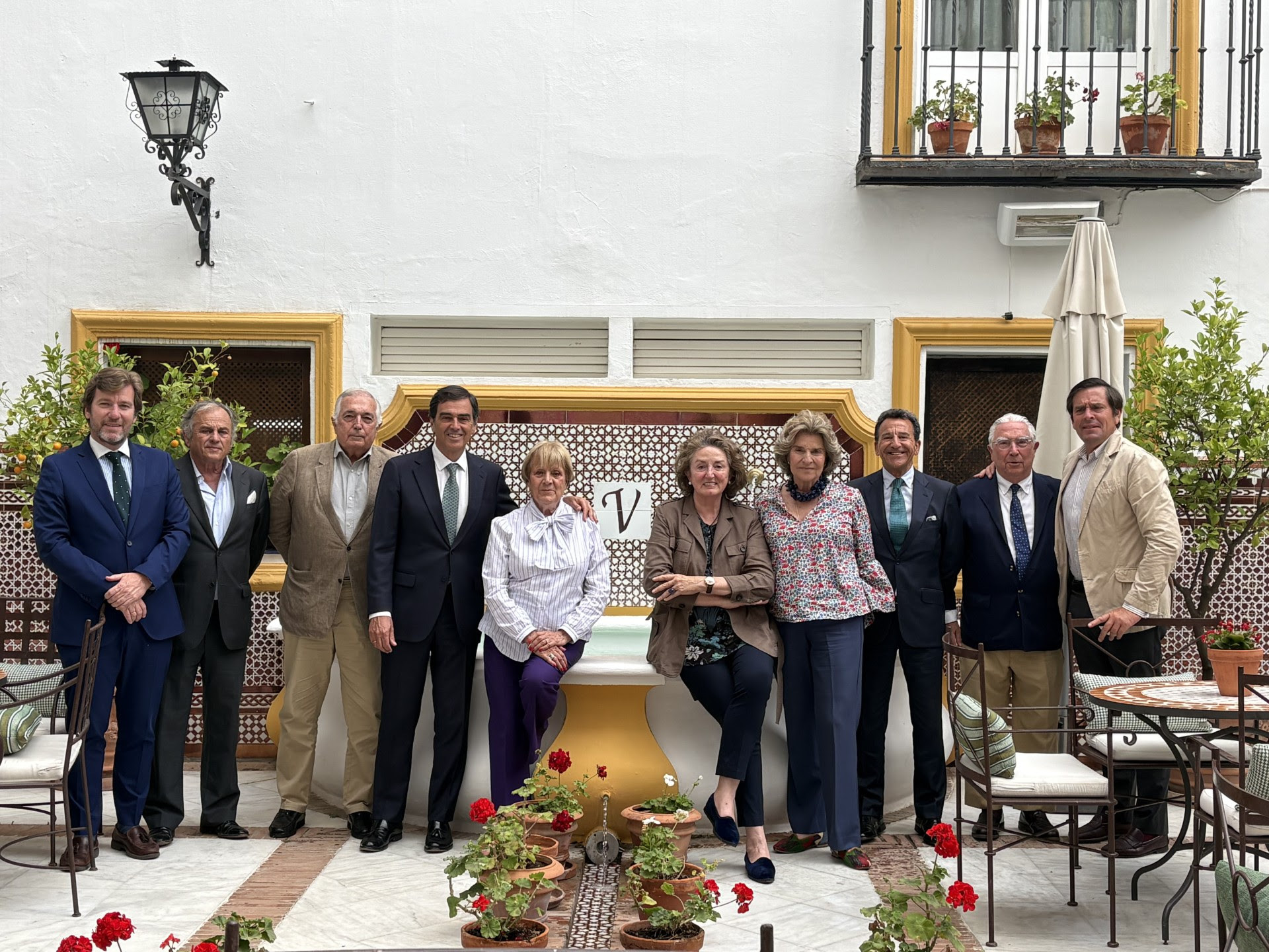 Jos� Antonio 'Morante de la Puebla' y Andr�s Roca Rey, ganadores del XXII Premio "Al Detalle para el Recuerdo" de la Feria de Abril 2026