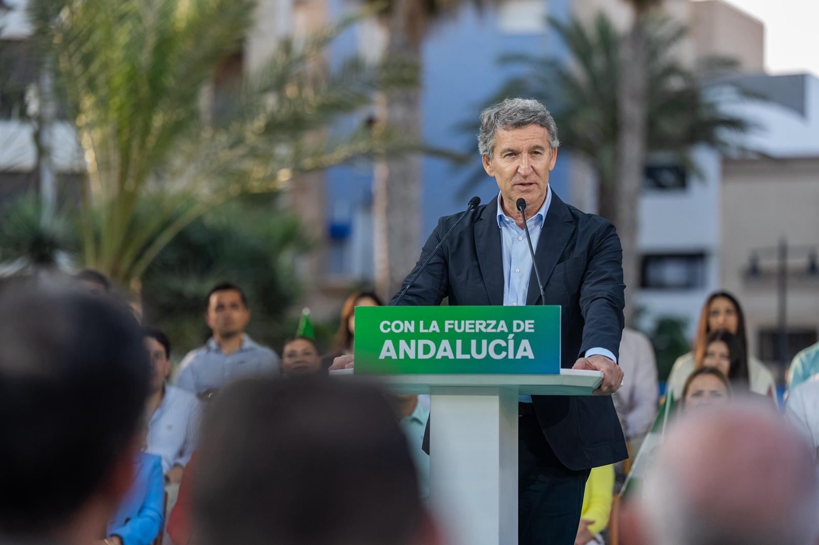 Alberto N��ez Feij�o este mi�rcoles en Roquetas de Mar (Almer�a).