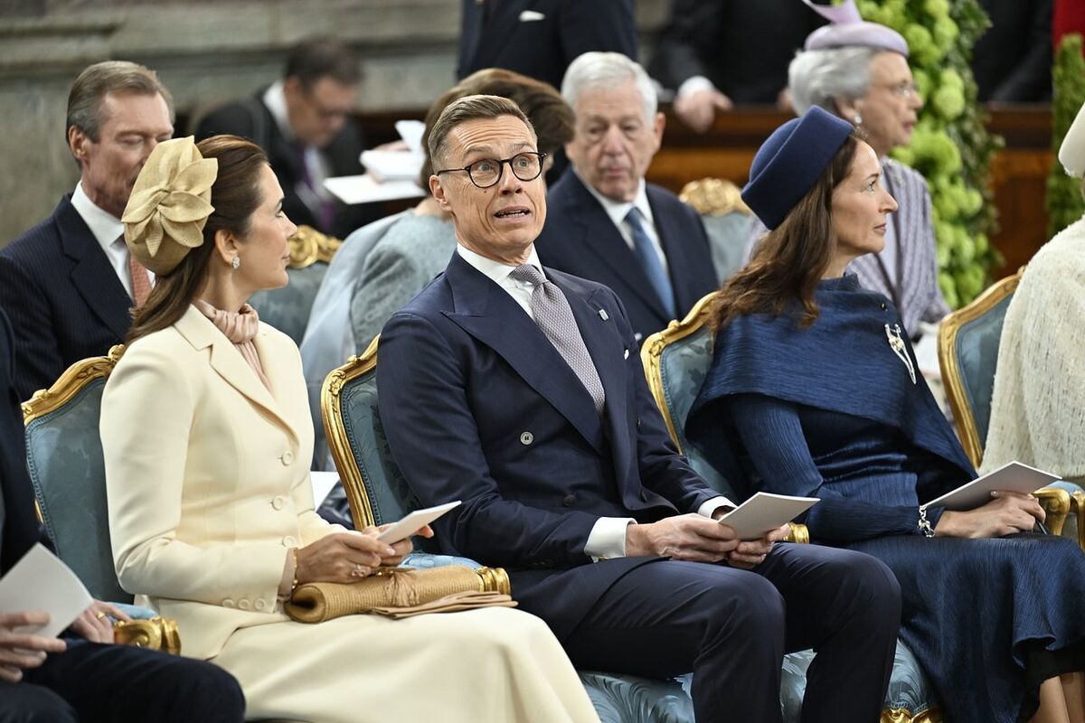 La reina Mary de Dinamarca, junto al presidente de Finlandia, Alexander Stubb, en la Capilla Real.