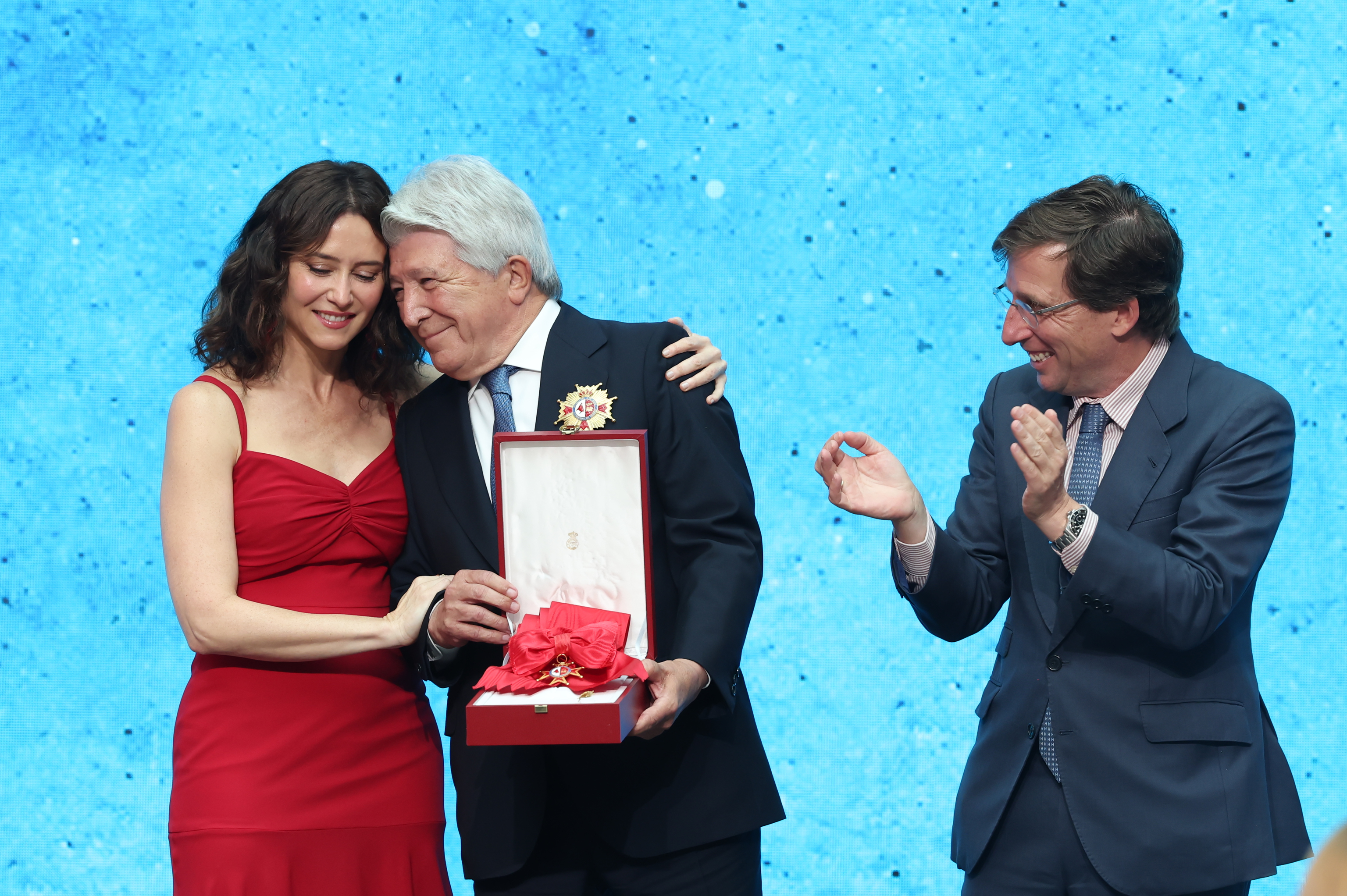 Ayuso, Cerezo y Mart�nez-Almeida, ayer, en el acto del Dos de Mayo.